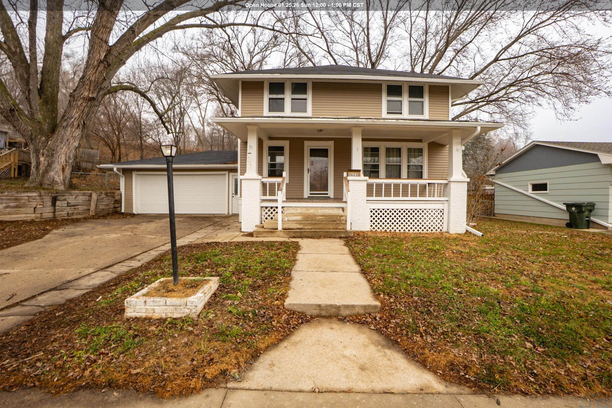 1623 LUNAH AVE W, Sioux City, IA 51103 