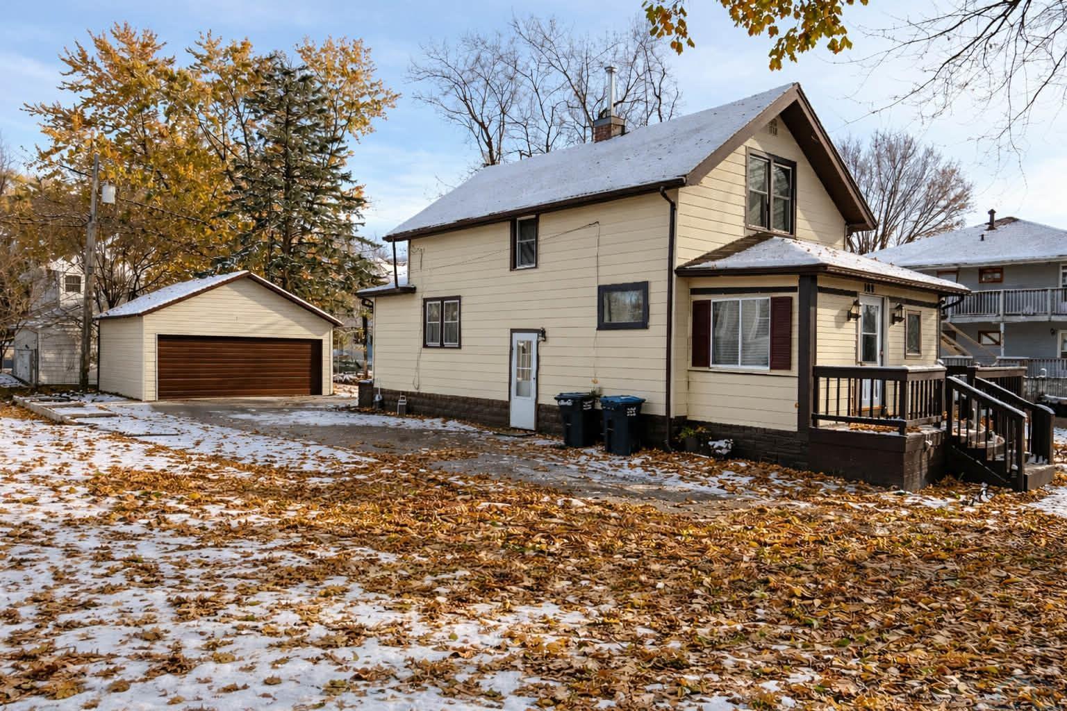 309 MICHIGAN ST, Storm Lake, IA 50588 