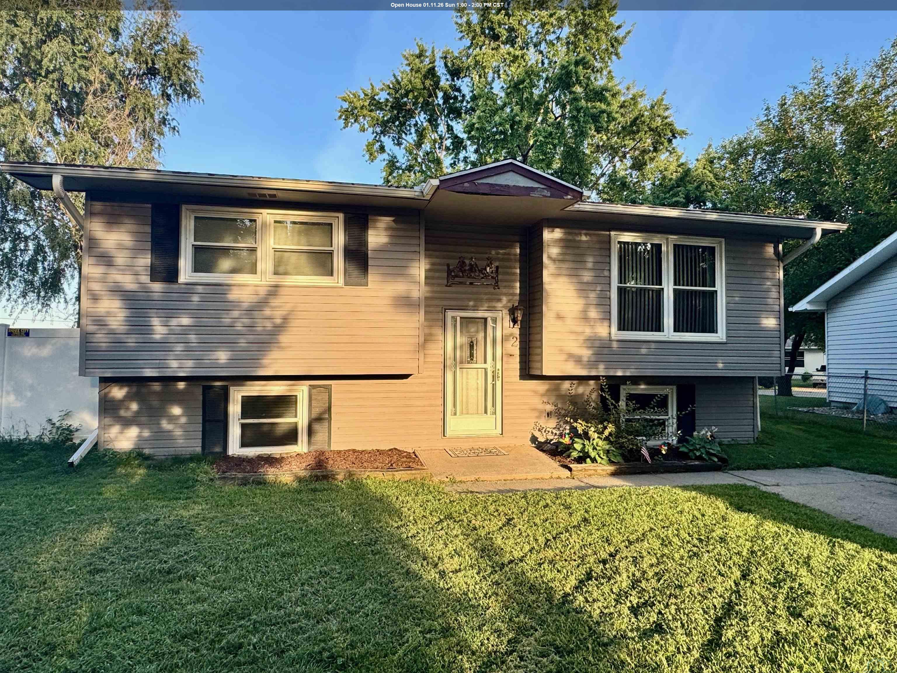 2 Union Ct, McCook Lake, SD 57049 