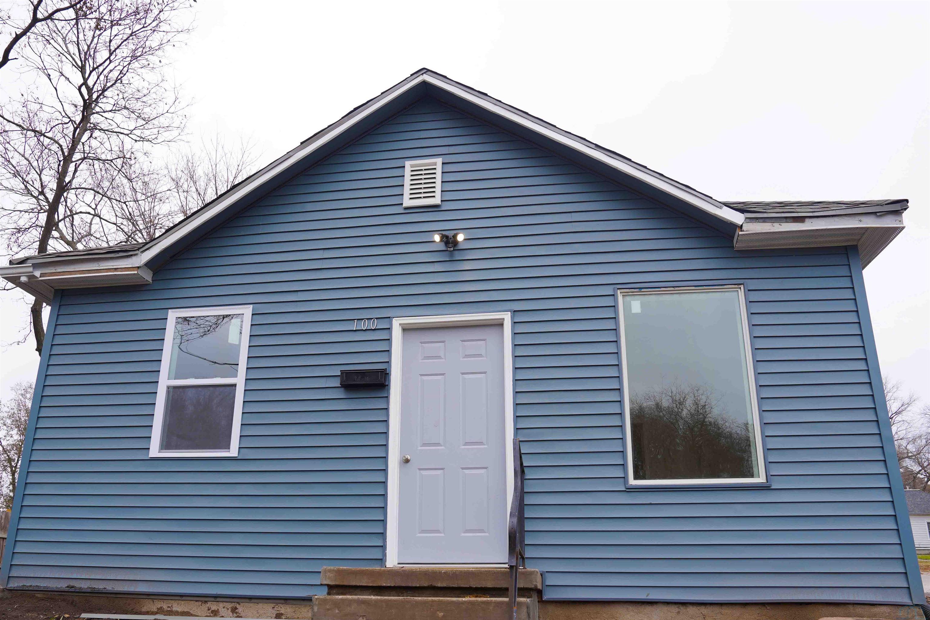 100 Main, Sioux City, IA 51103 