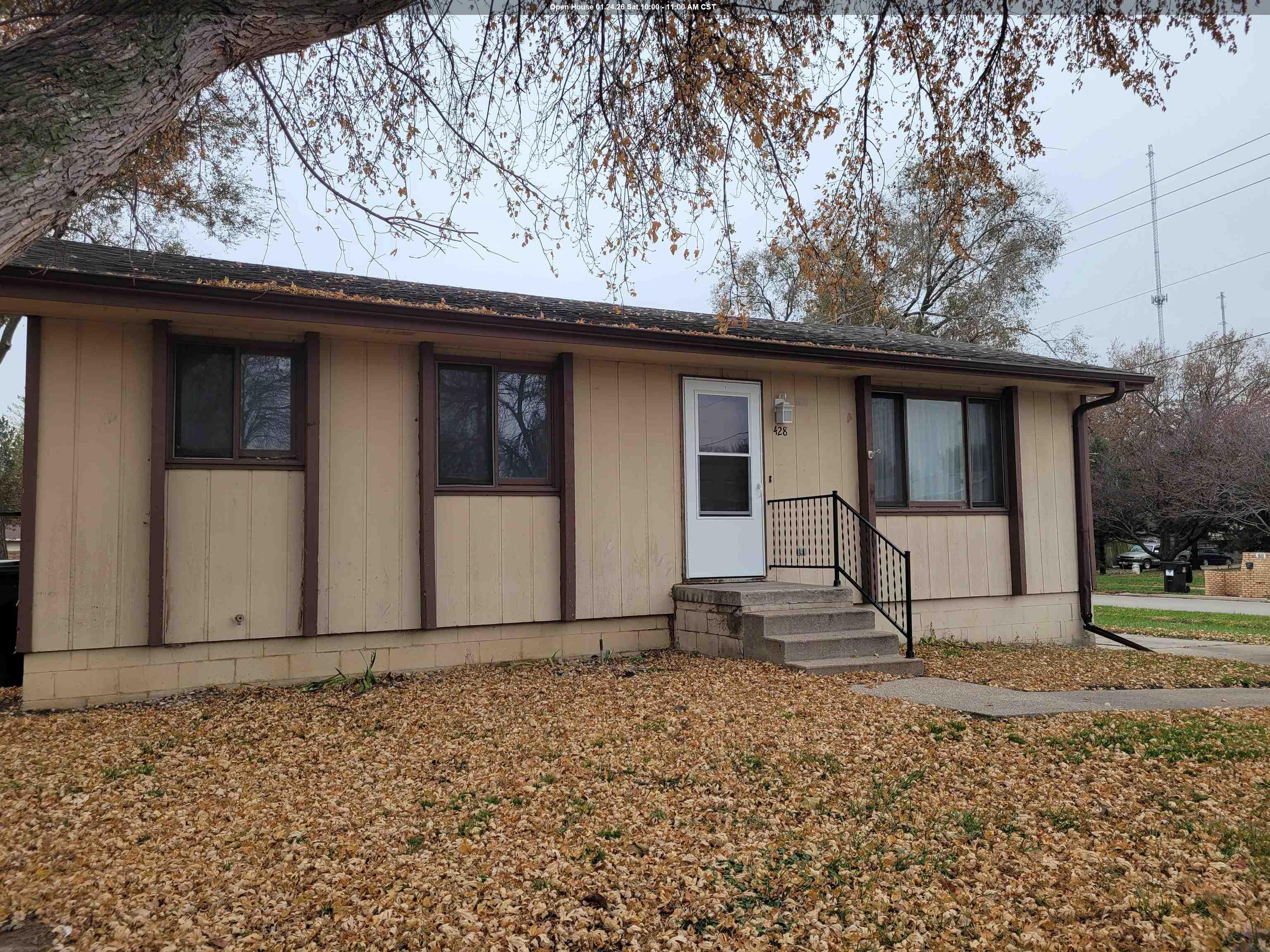 428 16th W, South Sioux City, NE 68776 