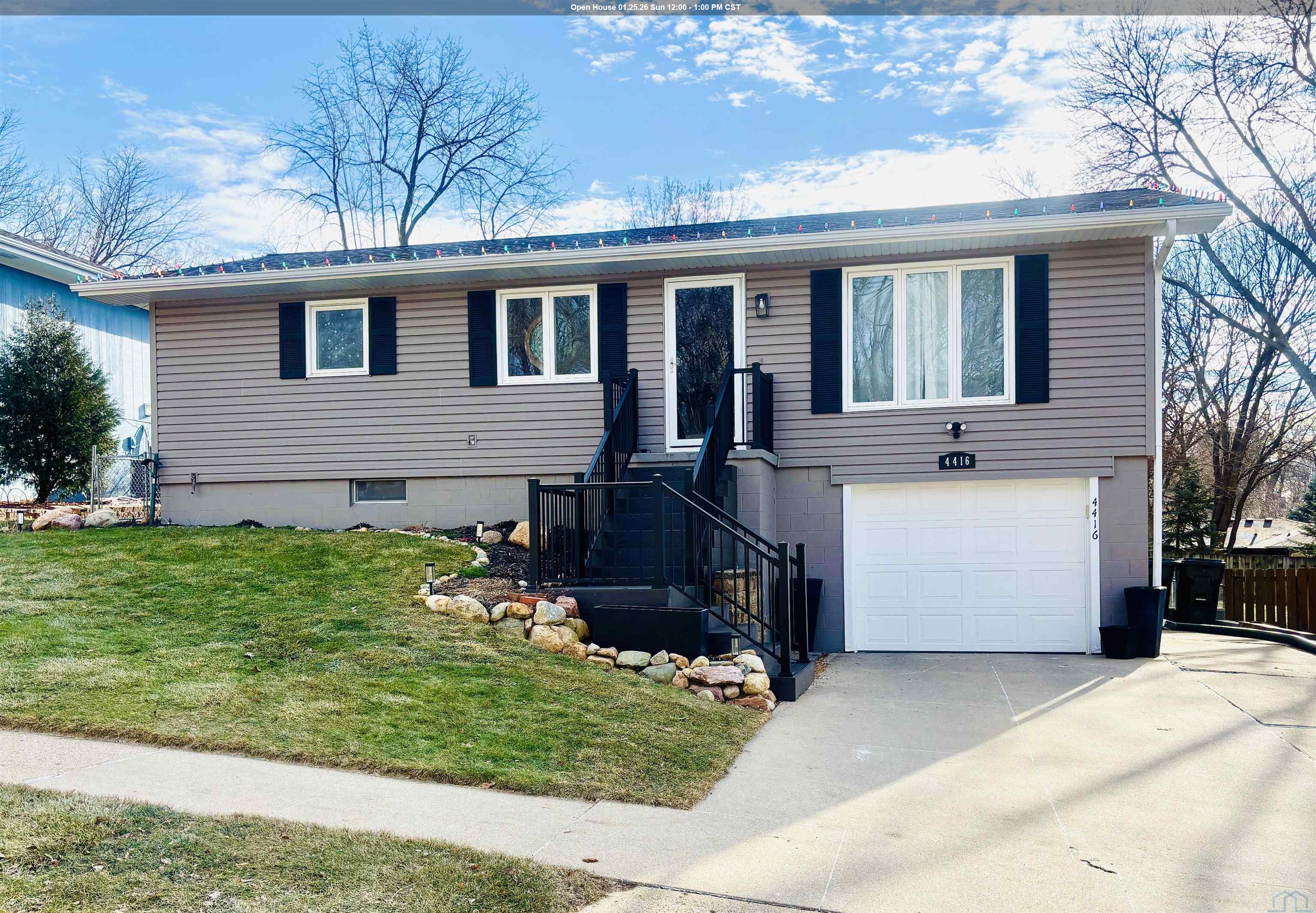 4416 Cherrywood Lane, Sioux City, IA 51106 