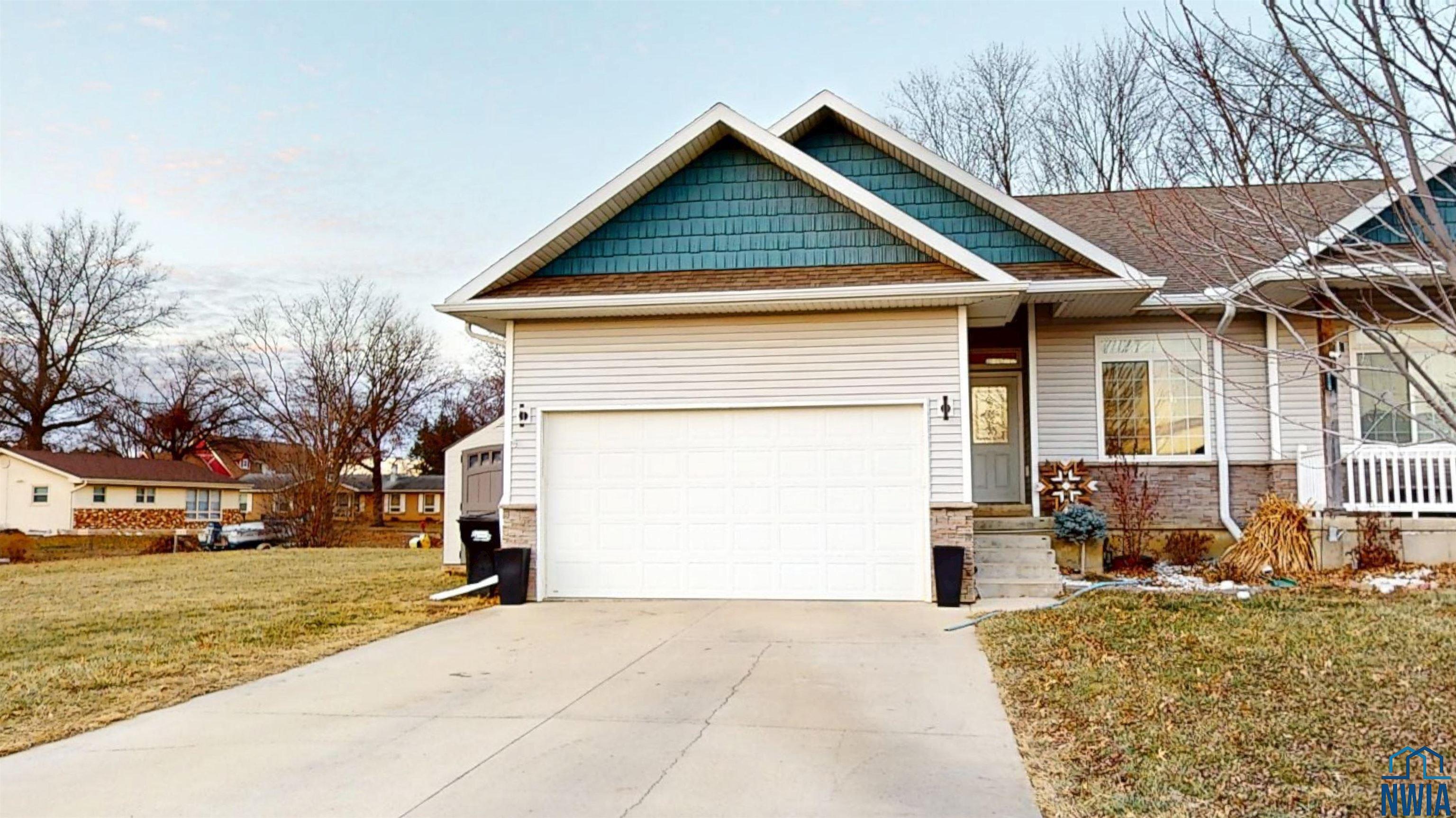 414 Valley View Drive #B, Cherokee, IA 51012 
