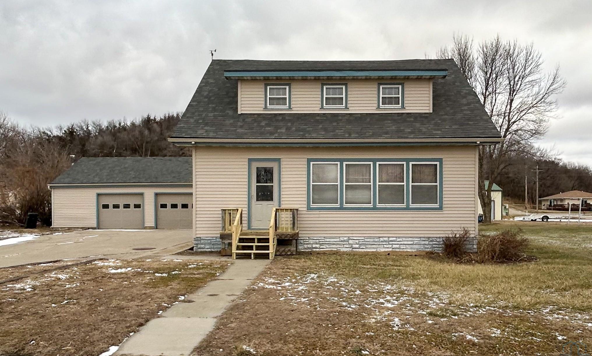 105 Elk W, Jackson, NE 68743 