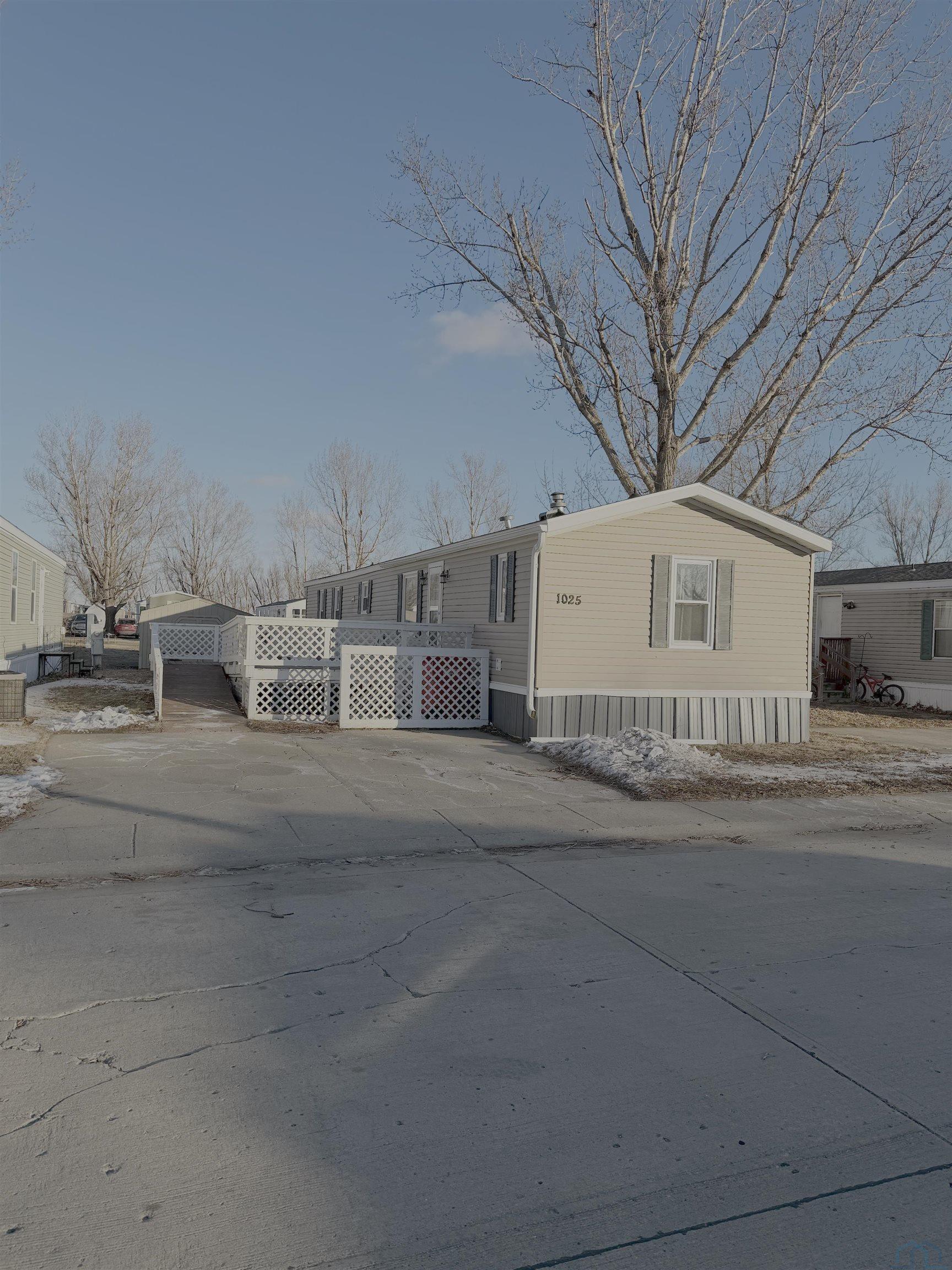 1025 Allison, Vermillion, SD 57069- 