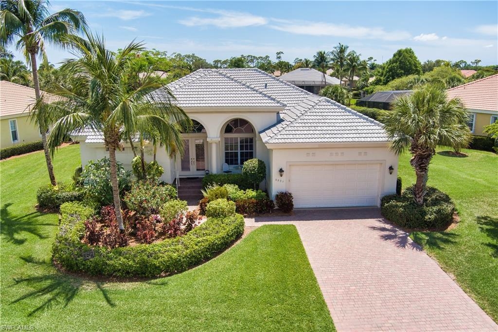 8893 Crown Colony Blvd, Fort Myers, Florida 33908, 4 Bedrooms Bedrooms, ,3 BathroomsBathrooms,Residential,For Sale,Crown Colony Blvd,2220389