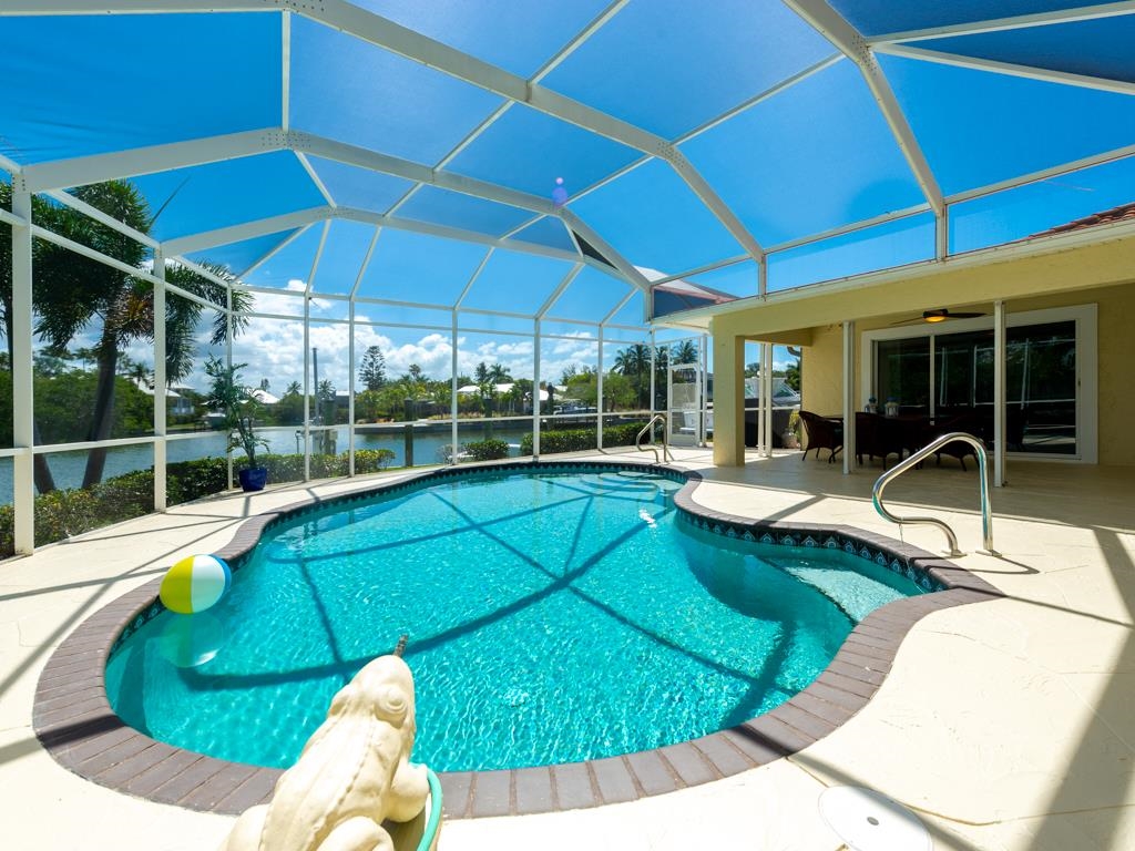 1690 Sabal Palm Dr, Sanibel, Florida 33957, 5 Bedrooms Bedrooms, ,3 BathroomsBathrooms,Residential,For Sale,Sabal Palm Dr,2220507