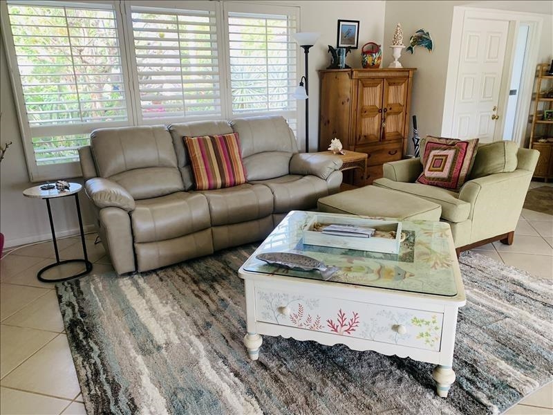 1002 Kings Crown Dr, Sanibel, Florida 33957, 3 Bedrooms Bedrooms, ,2 BathroomsBathrooms,Residential,For Sale,Kings Crown Dr,2220747