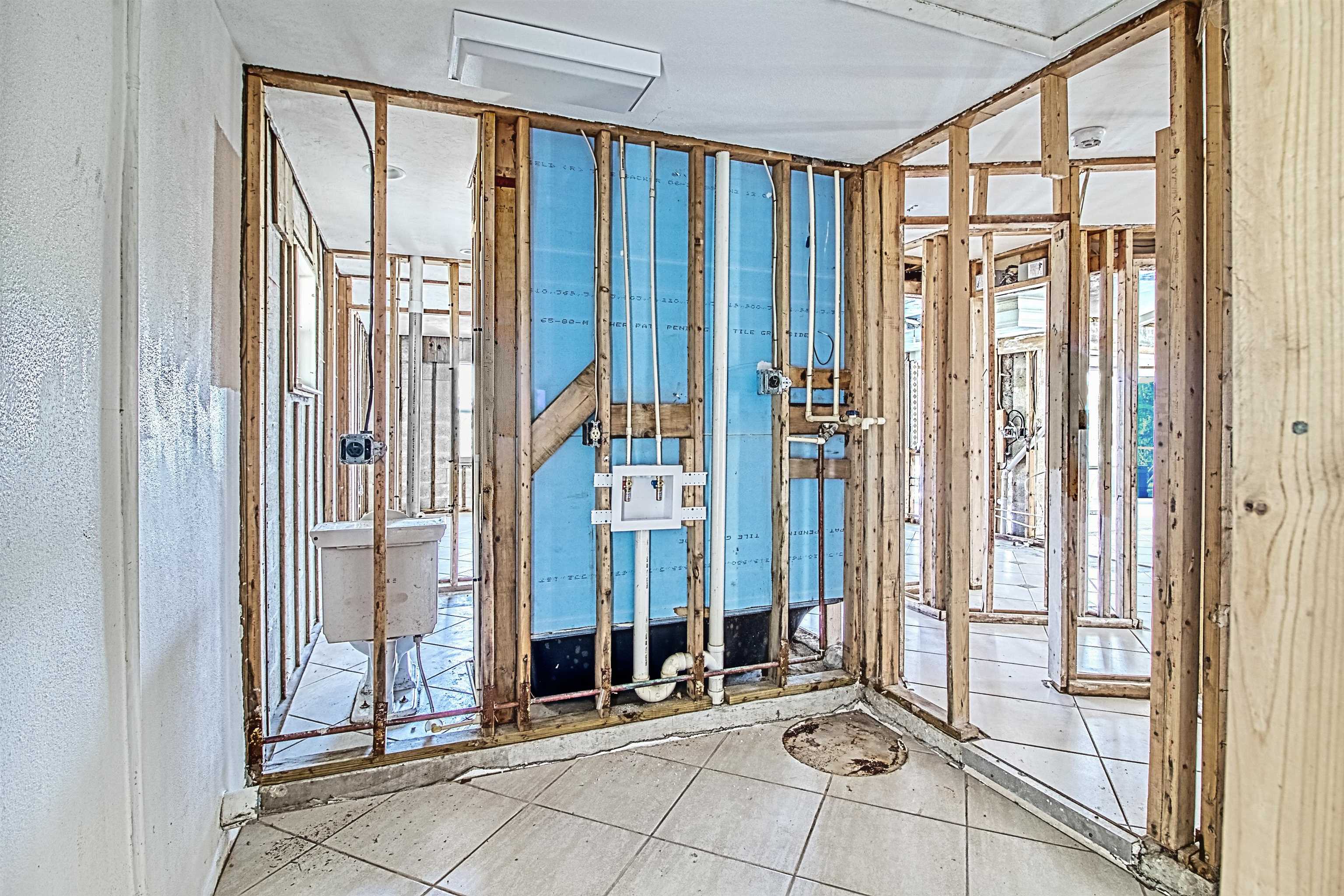 1002 Kings Crown Dr, Sanibel, Florida 33957, 3 Bedrooms Bedrooms, ,2 BathroomsBathrooms,Residential,For Sale,Kings Crown Dr,2220747