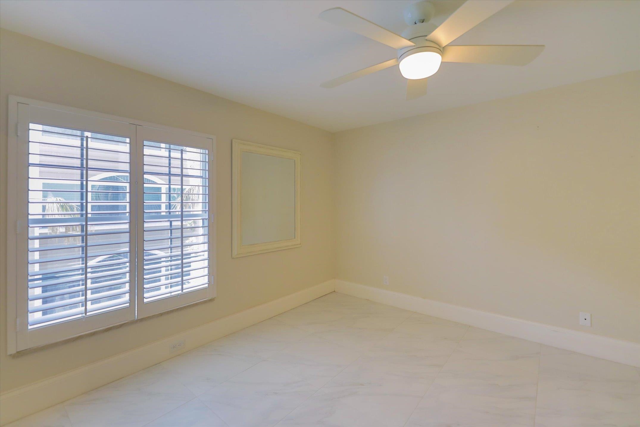 3145 W Gulf Dr, Sanibel, Florida 33957, 3 Bedrooms Bedrooms, ,3 BathroomsBathrooms,Condo,For Sale,W Gulf Dr,2230278