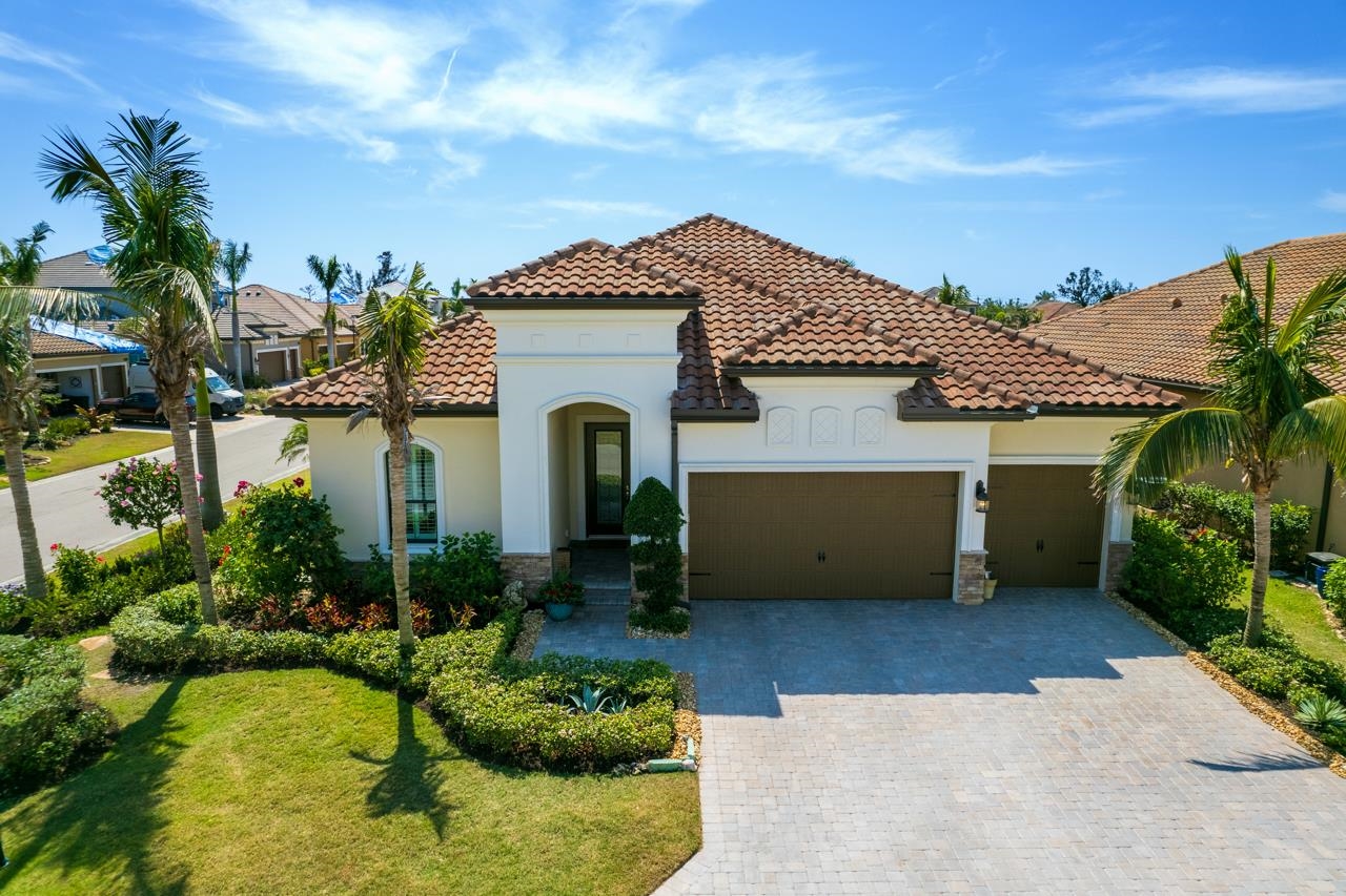 13501 Sandy Grove Ct, Fort Myers, Florida 33908, 3 Bedrooms Bedrooms, ,4 BathroomsBathrooms,Residential,For Sale,Sandy Grove Ct,2230370