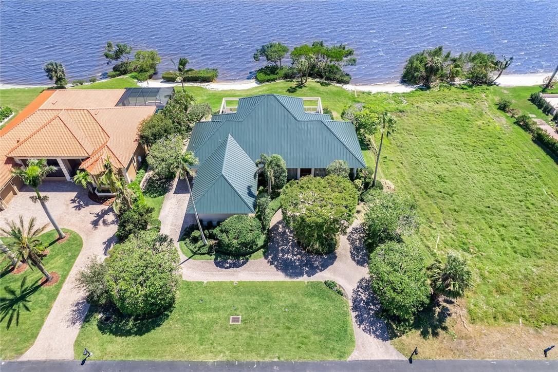 12540 Panasoffkee Dr, North Fort Myers, Florida 33903, 4 Bedrooms Bedrooms, ,4 BathroomsBathrooms,Residential,For Sale,Panasoffkee Dr,2230417