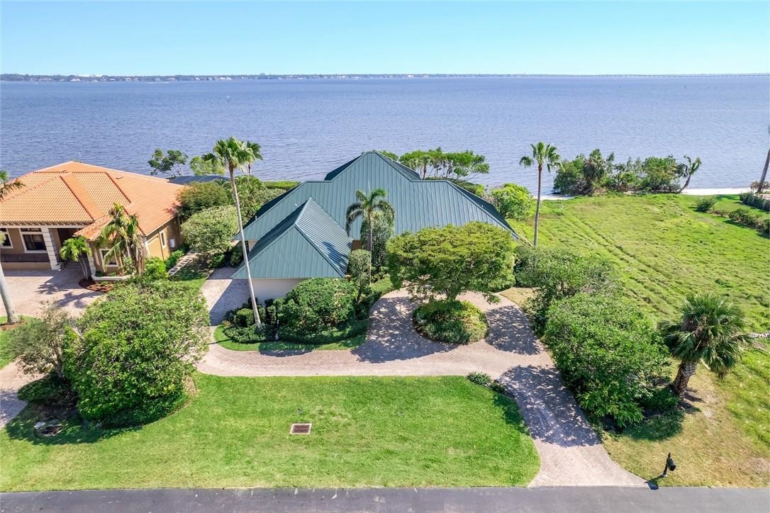 12540 Panasoffkee Dr, North Fort Myers, Florida 33903, 4 Bedrooms Bedrooms, ,4 BathroomsBathrooms,Residential,For Sale,Panasoffkee Dr,2230417