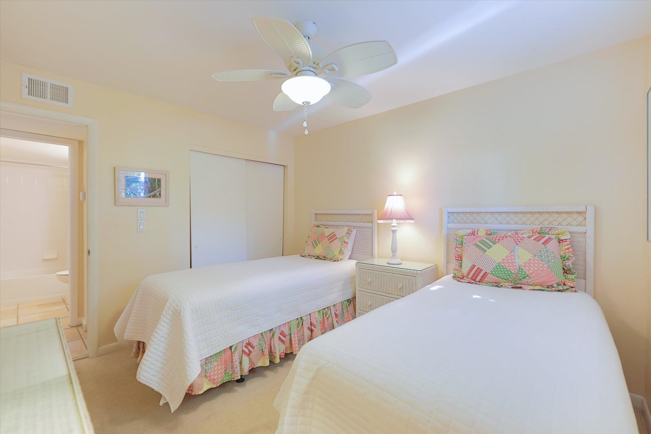 1414 Beach Cottages, Captiva, Florida 33924, 2 Bedrooms Bedrooms, ,2 BathroomsBathrooms,Condo,For Sale,Beach Cottages,2230492