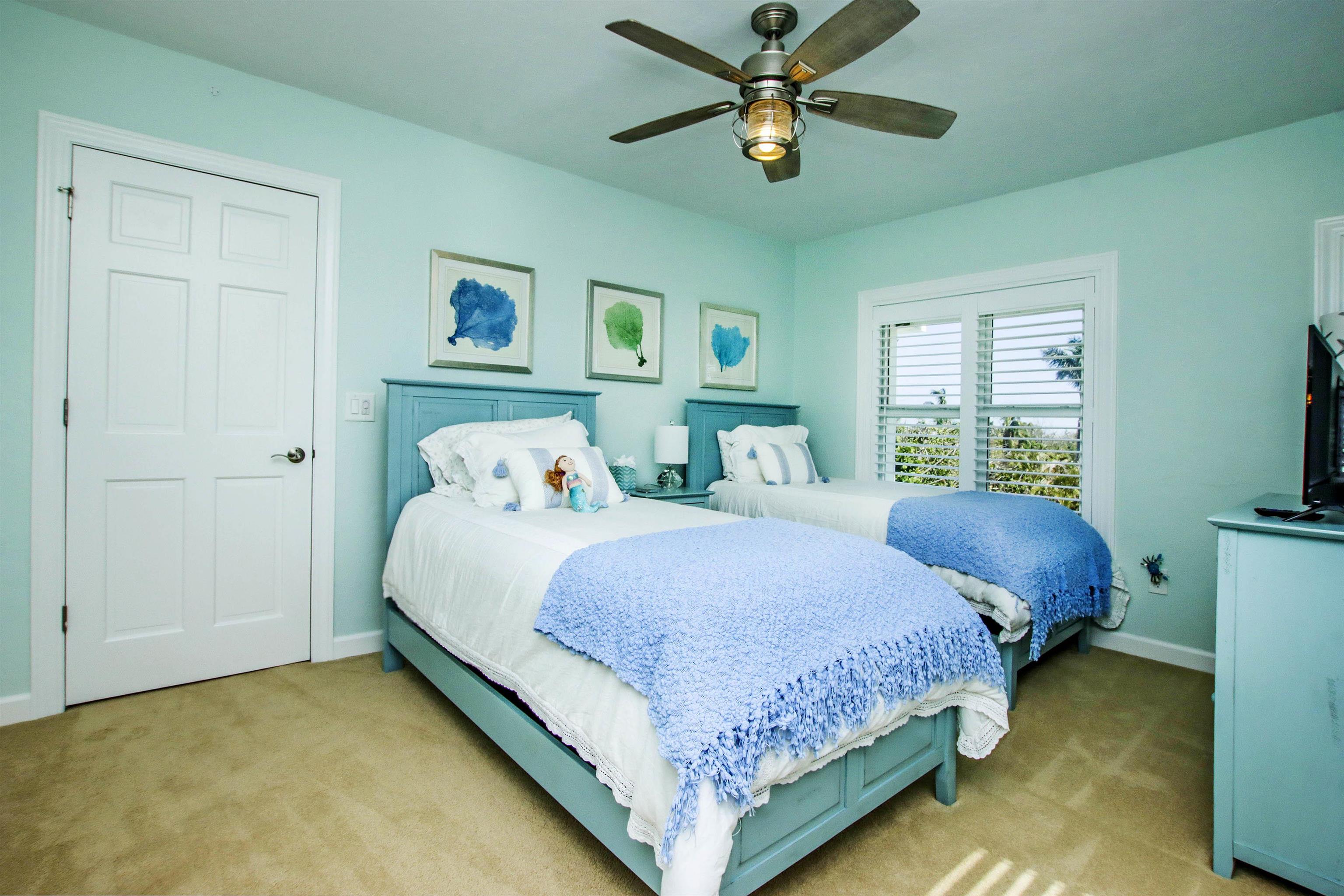 408 Bella Vista Way E, Sanibel, Florida 33957, 4 Bedrooms Bedrooms, ,4 BathroomsBathrooms,Residential,For Sale,Bella Vista Way E,2230561