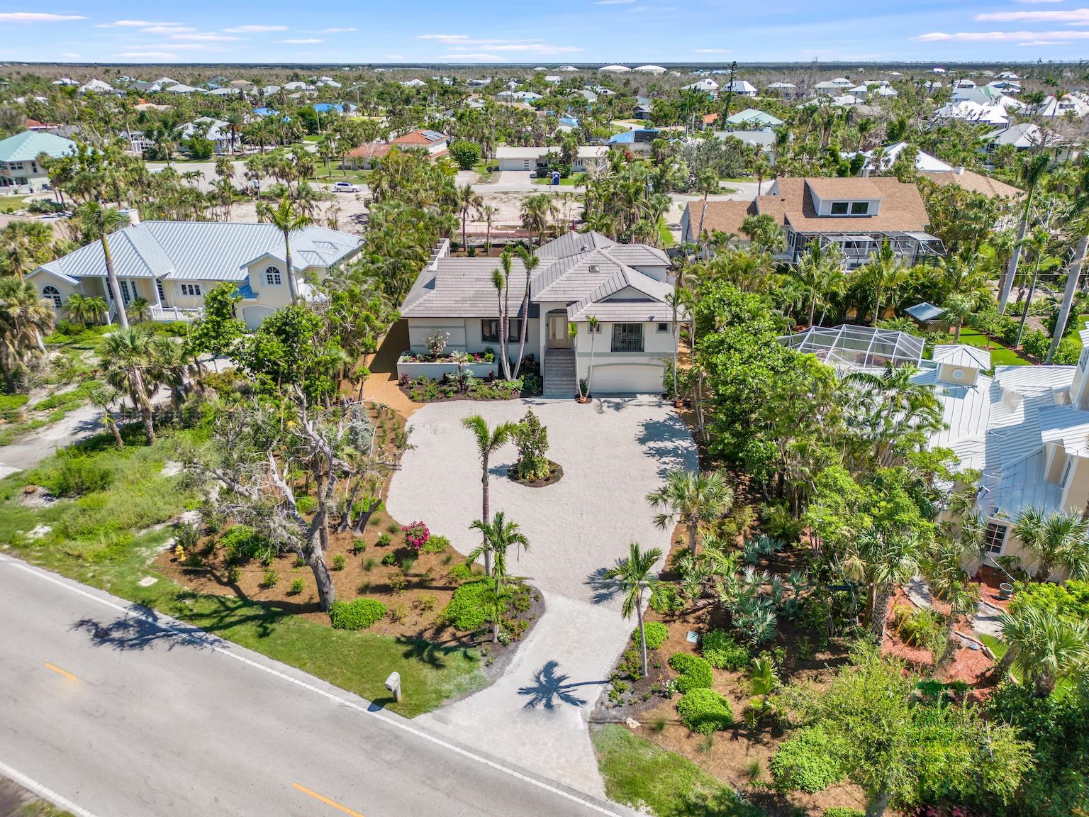 3744 West Gulf Dr, Sanibel, Florida 33957, 4 Bedrooms Bedrooms, ,4 BathroomsBathrooms,Residential,For Sale,West Gulf Dr,2230663