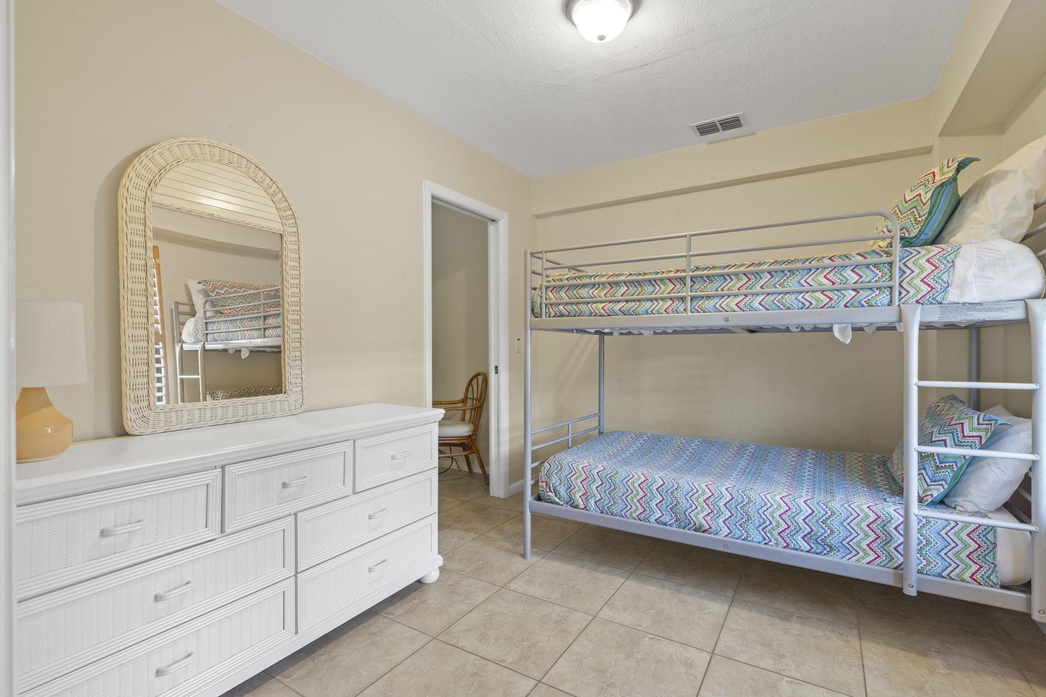 57 Sandpiper Ct, Captiva, Florida 33924, 3 Bedrooms Bedrooms, ,2 BathroomsBathrooms,Residential,For Sale,Sandpiper Ct,2230784