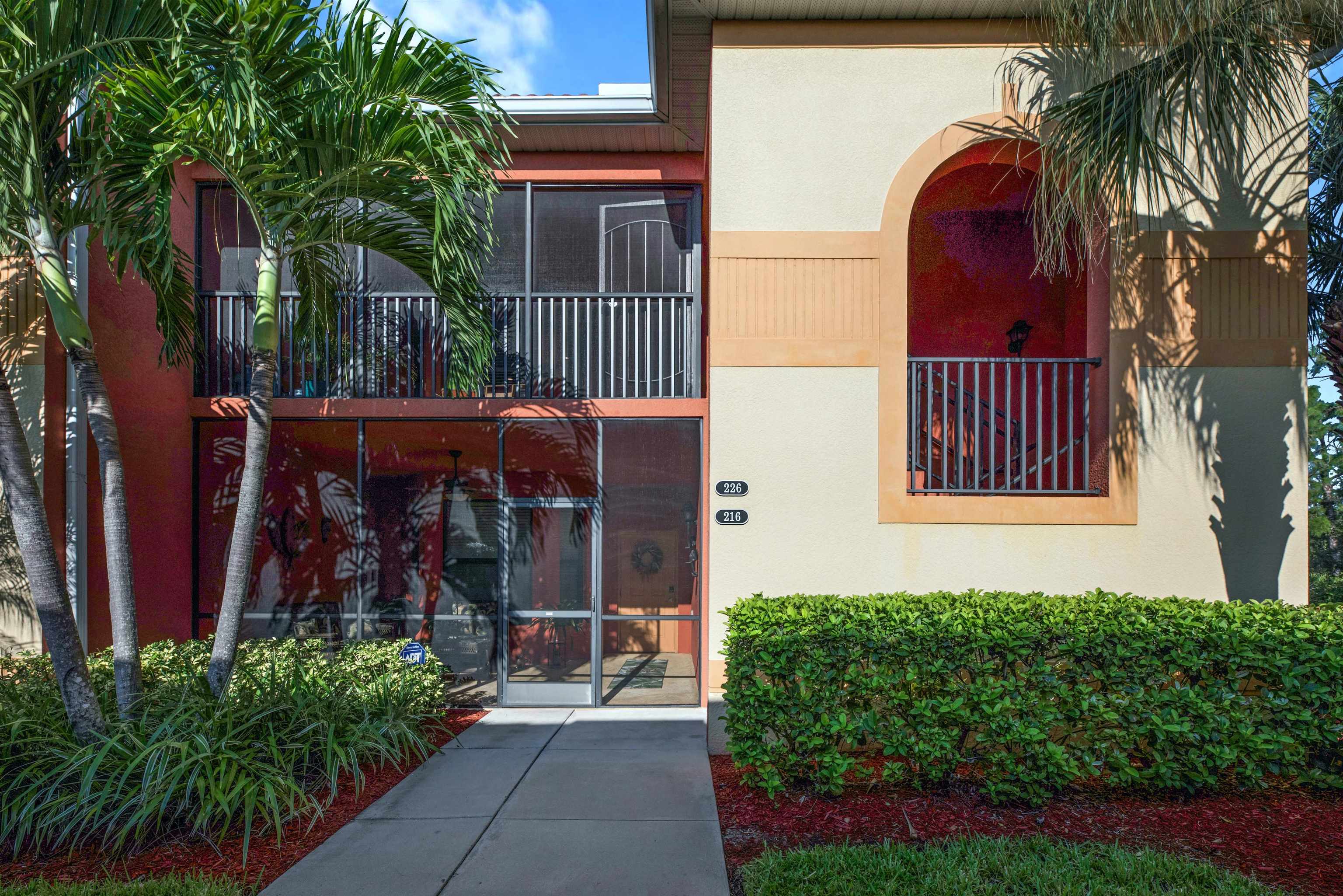 13771 Julias Way, Fort Myers, Florida 33919, 2 Bedrooms Bedrooms, ,2 BathroomsBathrooms,Condo,For Sale,Julias Way,2230840