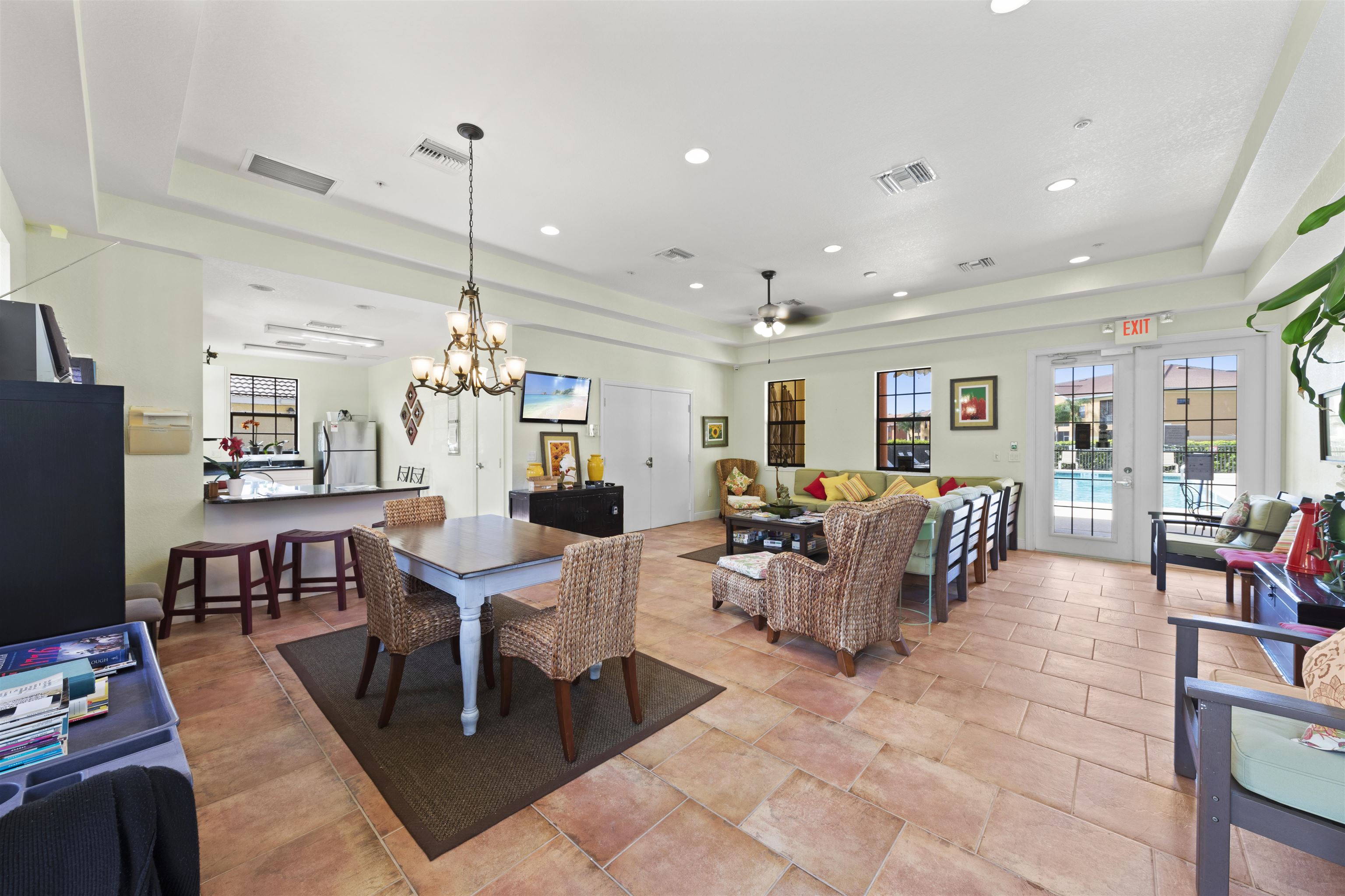 13771 Julias Way, Fort Myers, Florida 33919, 2 Bedrooms Bedrooms, ,2 BathroomsBathrooms,Condo,For Sale,Julias Way,2230840