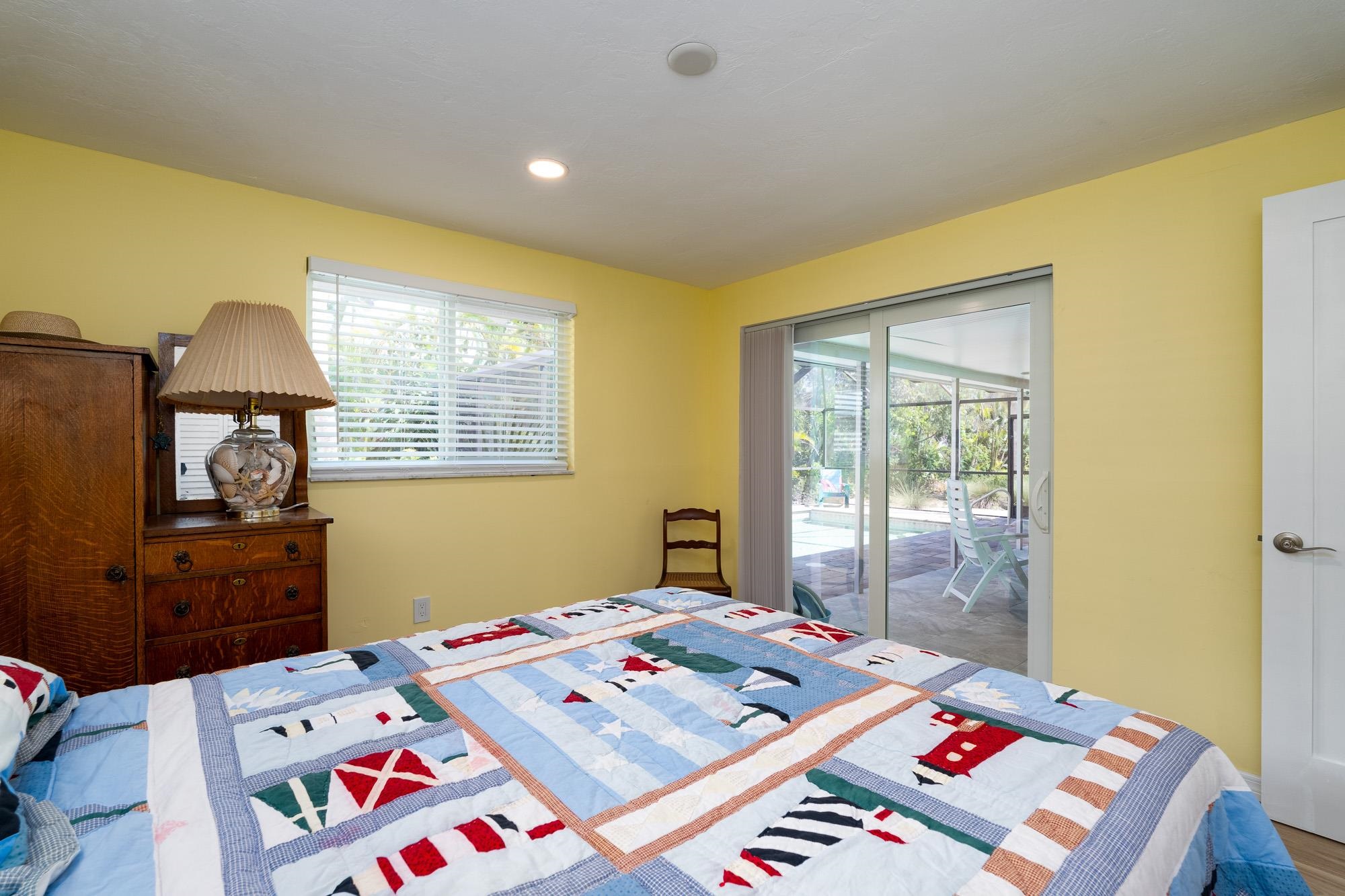 9428 Moonlight, Sanibel, Florida 33957, 3 Bedrooms Bedrooms, ,2 BathroomsBathrooms,Residential,For Sale,Moonlight,2230842