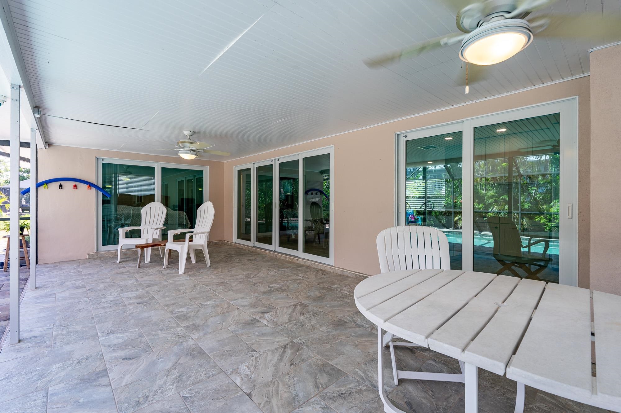 9428 Moonlight, Sanibel, Florida 33957, 3 Bedrooms Bedrooms, ,2 BathroomsBathrooms,Residential,For Sale,Moonlight,2230842
