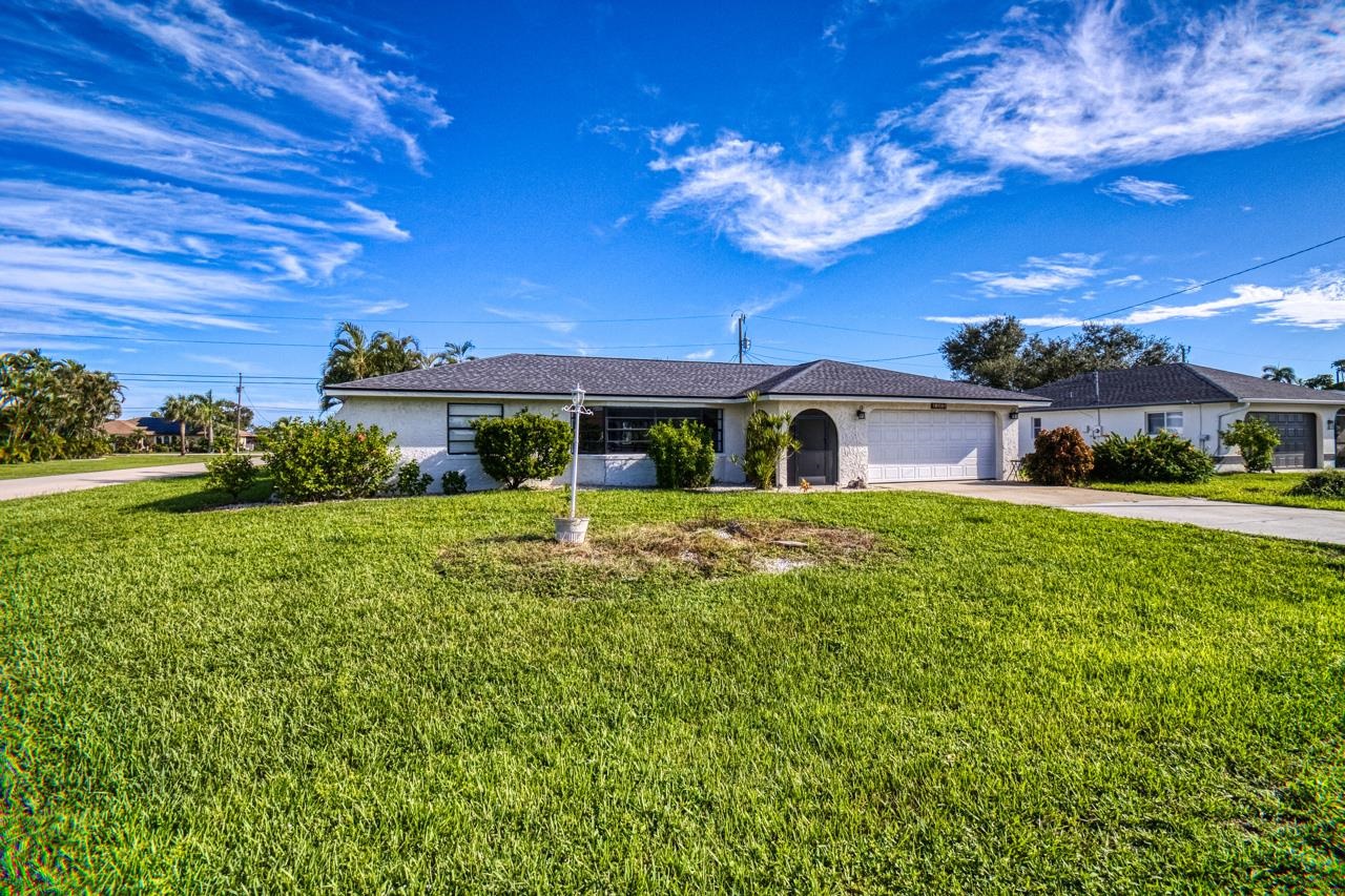1305 SE 37Th St, Cape Coral, Florida 33904, 3 Bedrooms Bedrooms, ,2 BathroomsBathrooms,Residential,For Sale,SE 37Th St,2230863
