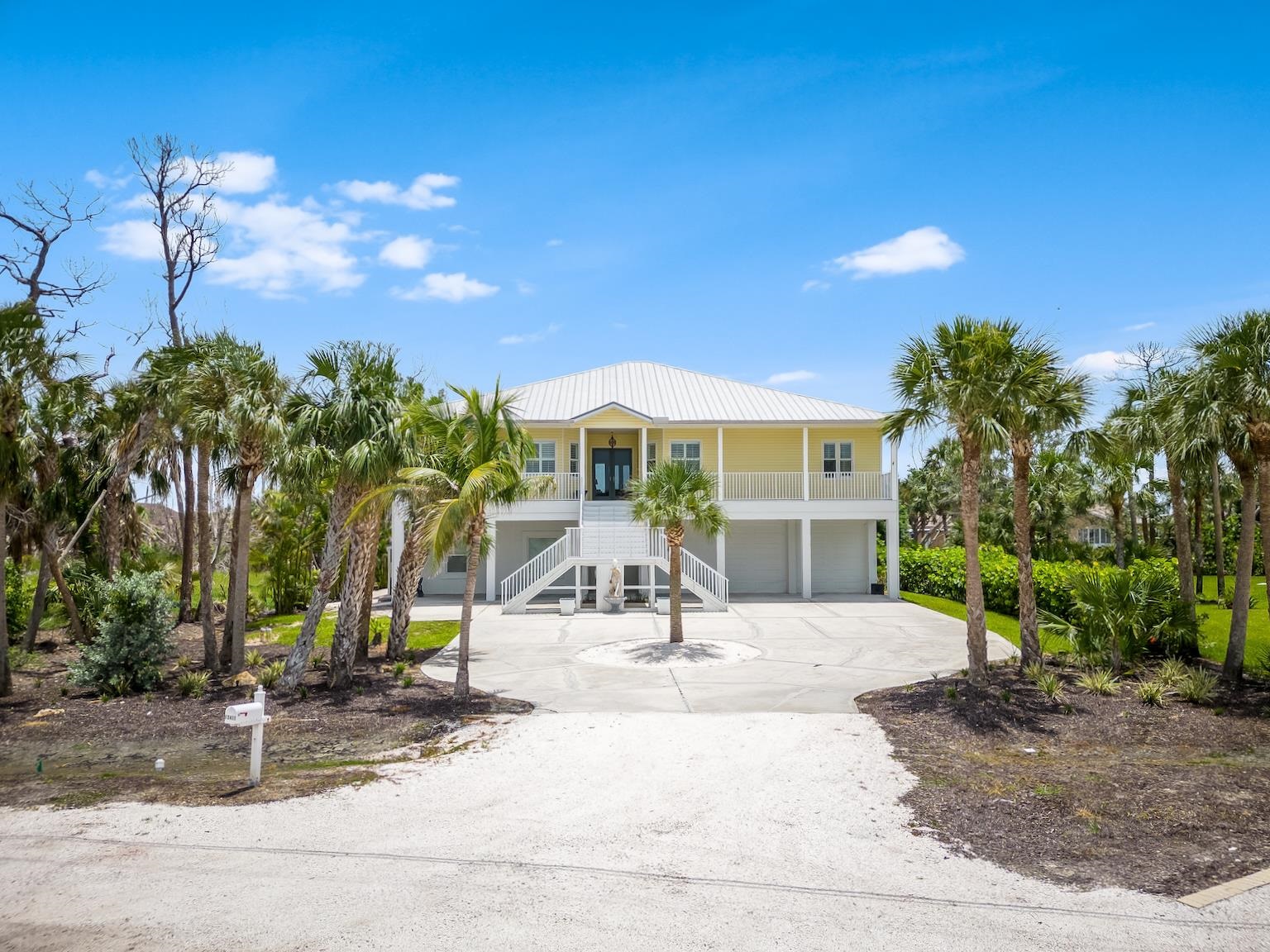 13411 Electron Dr, Fort Myers, Florida 33908, 3 Bedrooms Bedrooms, ,2 BathroomsBathrooms,Residential,For Sale,Electron Dr,2230966