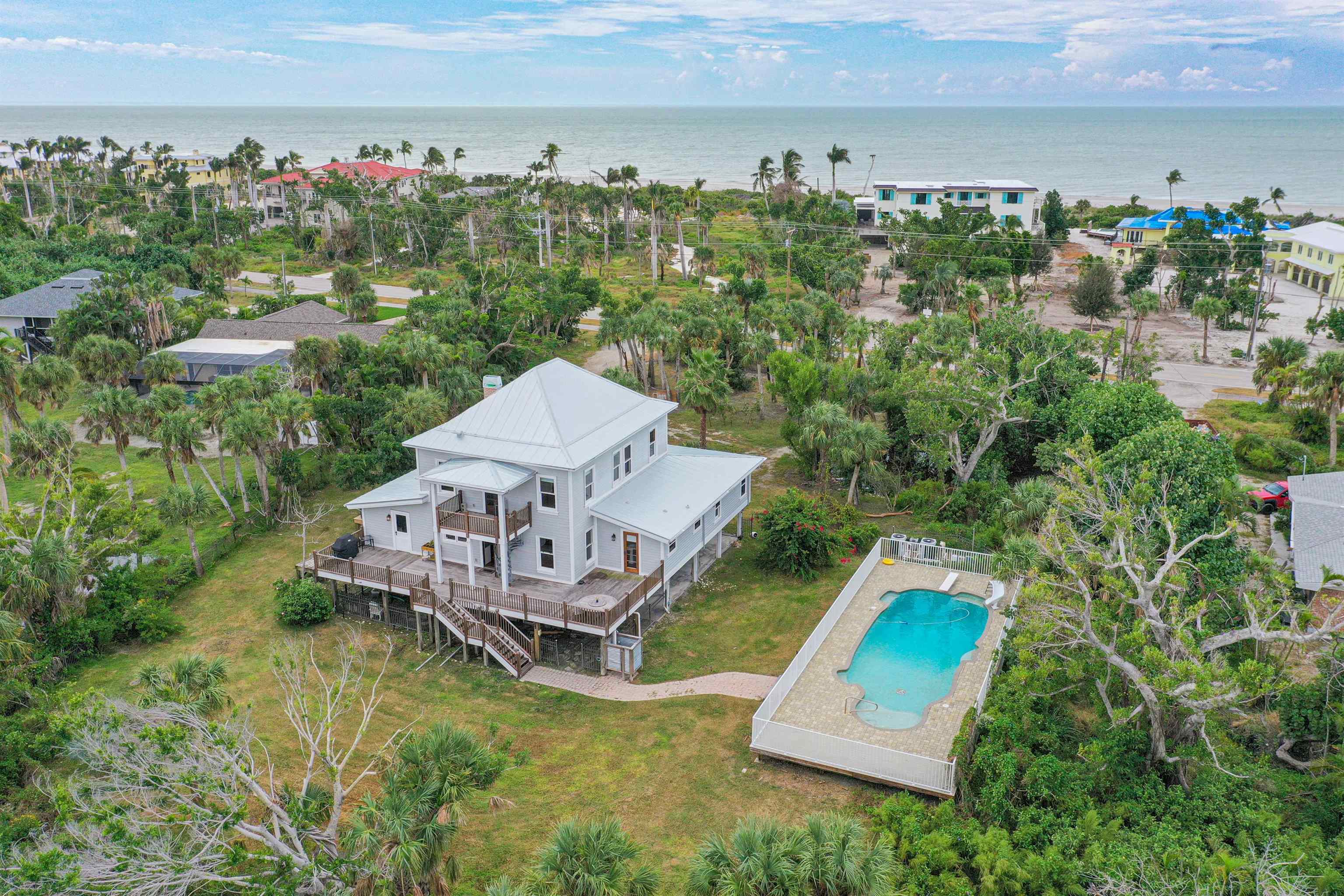 3526 W Gulf Dr, Sanibel, Florida 33957, 5 Bedrooms Bedrooms, ,4 BathroomsBathrooms,Residential,For Sale,W Gulf Dr,2231054