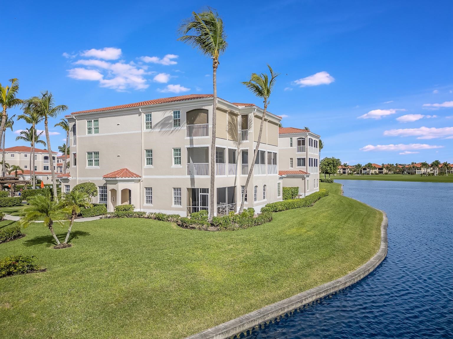 14335 Harbour Links Ct, Fort Myers, Florida 33908, 3 Bedrooms Bedrooms, ,2 BathroomsBathrooms,Condo,For Sale,Harbour Links Ct,2240020