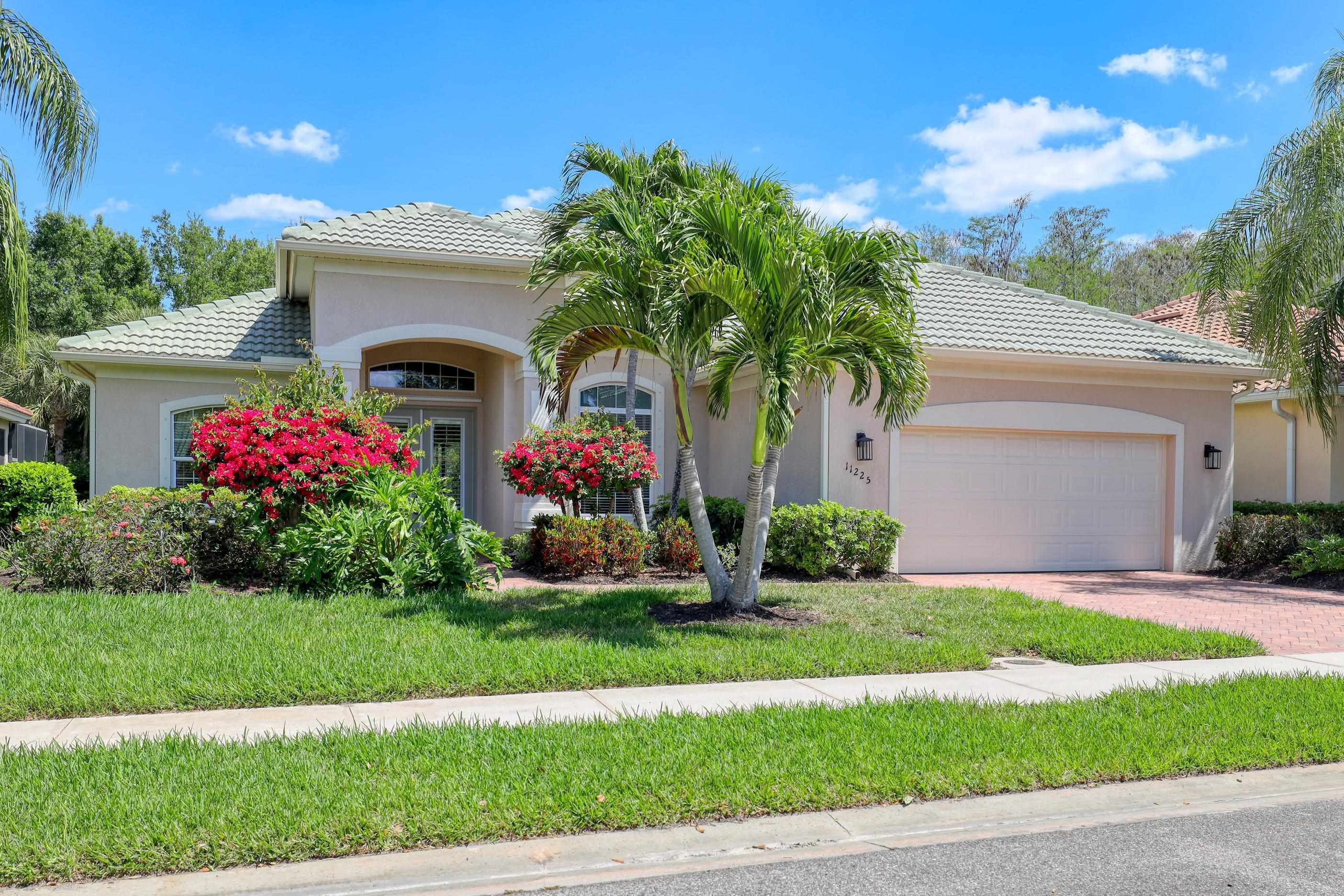 11225 Lithgow Ln, Fort Myers, Florida 33913, 2 Bedrooms Bedrooms, ,2 BathroomsBathrooms,Residential,For Sale,Lithgow Ln,2240232