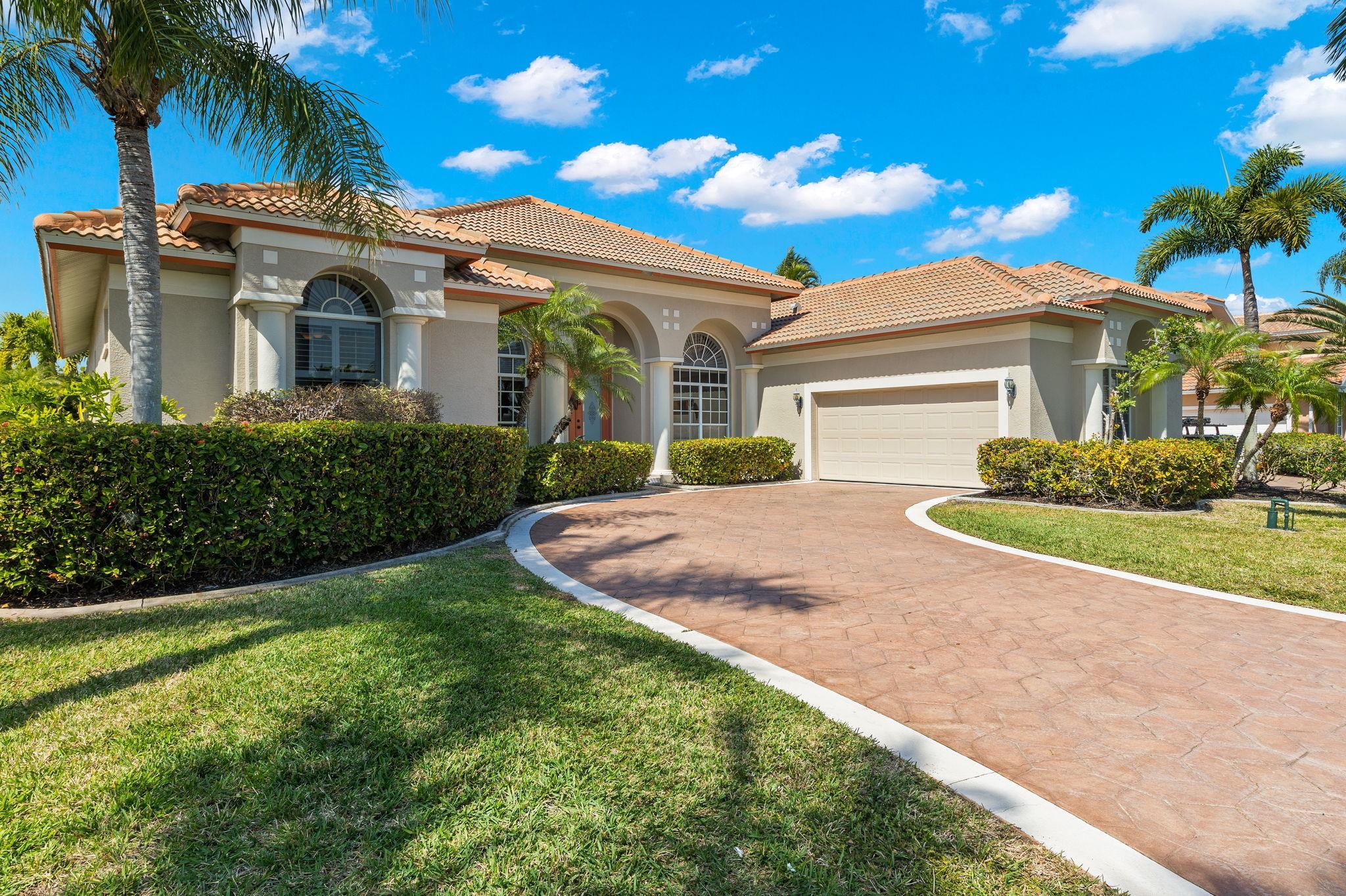 15860 Catalpa Cove Dr, Fort Myers, Florida 33908, 4 Bedrooms Bedrooms, ,3 BathroomsBathrooms,Residential,For Sale,Catalpa Cove Dr,2240249