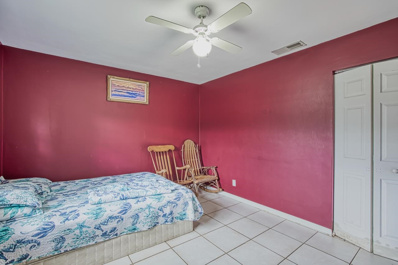 4909 Nassau Ct, Cape Coral, Florida 33904, 3 Bedrooms Bedrooms, ,2 BathroomsBathrooms,Residential,For Sale,Nassau Ct,2240264