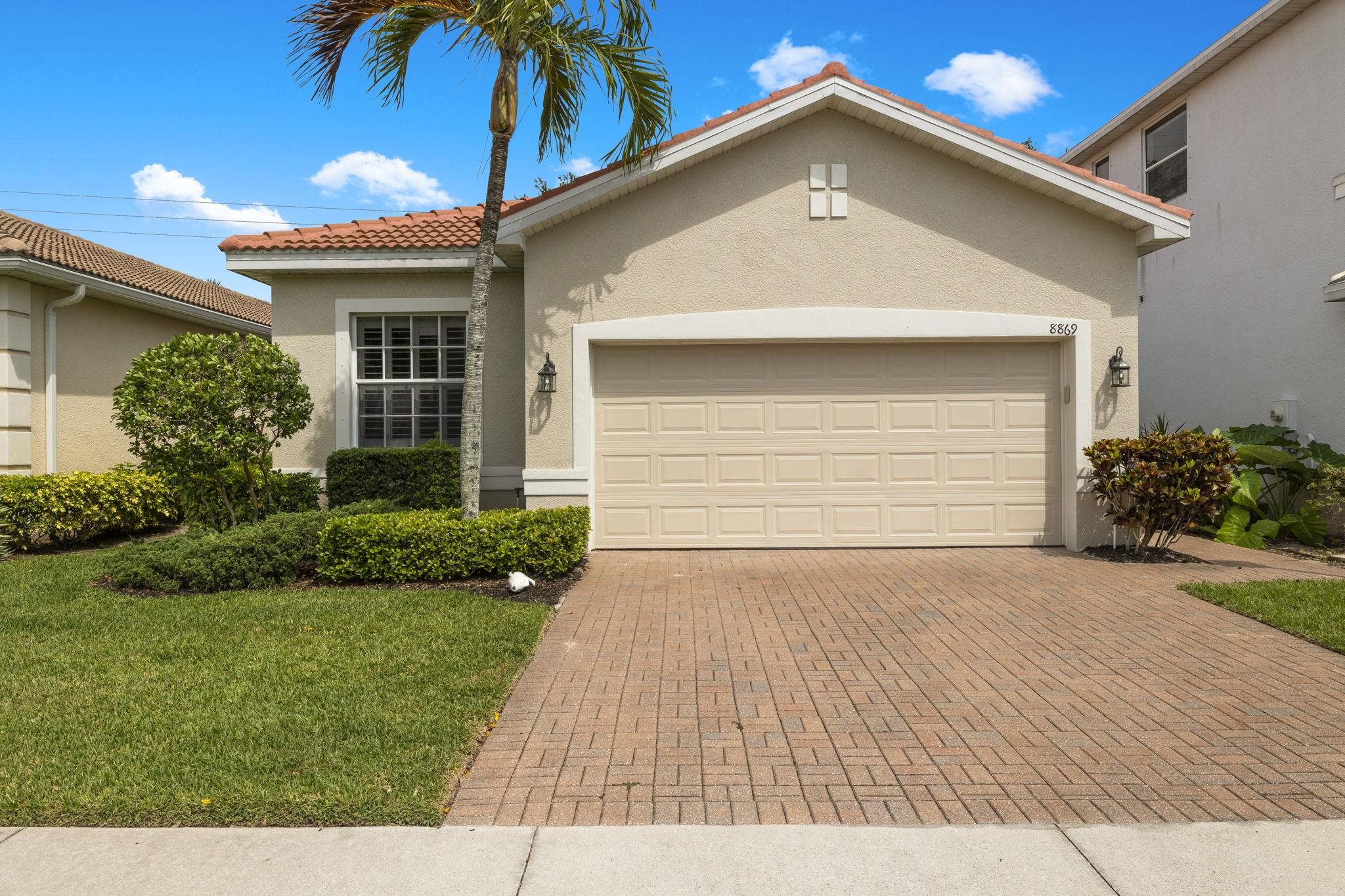 8869 Spring Mountain Way, Fort Myers, Florida 33908, 3 Bedrooms Bedrooms, ,2 BathroomsBathrooms,Residential,For Sale,Spring Mountain Way,2240355
