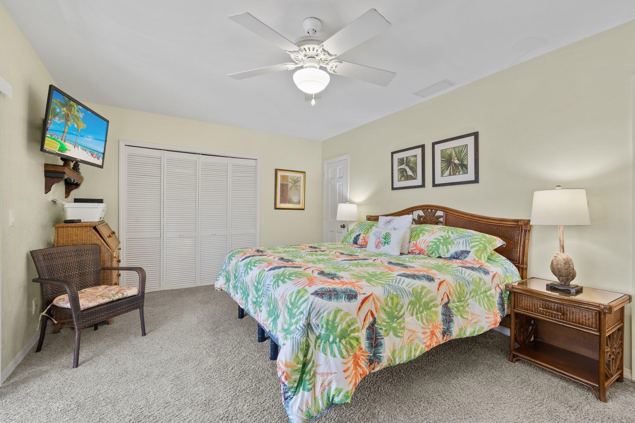 5827 Pine Tree Dr, Sanibel, Florida 33957, 3 Bedrooms Bedrooms, ,2 BathroomsBathrooms,Residential,For Sale,Pine Tree Dr,2240361