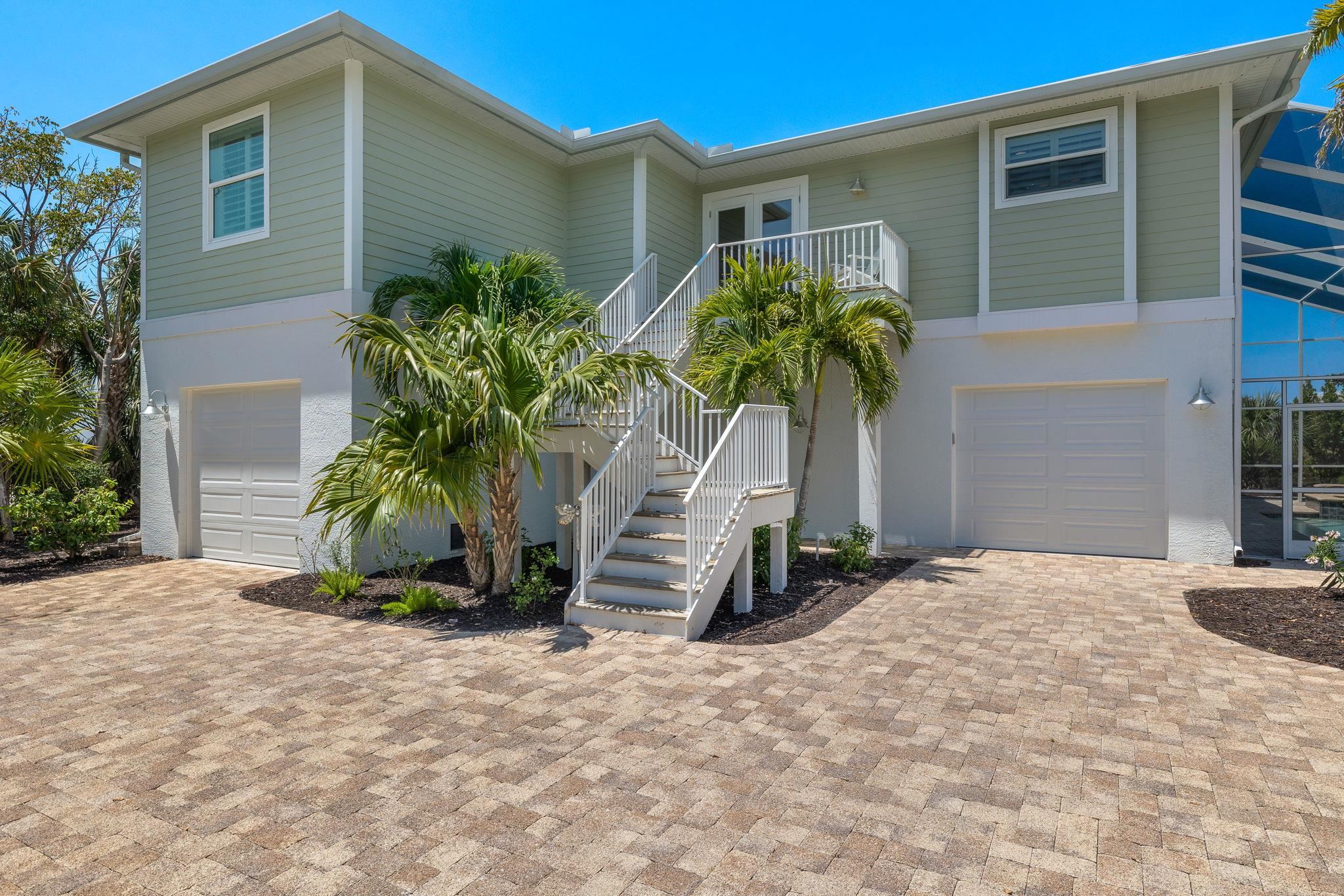 1402 Middle Gulf Dr, Sanibel, Florida 33957, 3 Bedrooms Bedrooms, ,3 BathroomsBathrooms,Residential,For Sale,Middle Gulf Dr,2240375