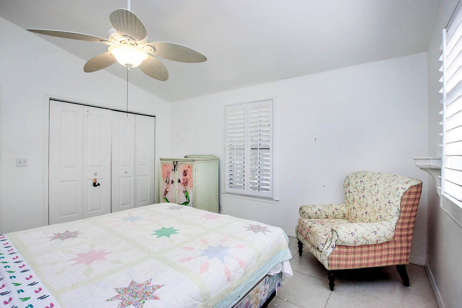209 Robinwood Cir, Sanibel, Florida 33957, 3 Bedrooms Bedrooms, ,2 BathroomsBathrooms,Residential,For Sale,Robinwood Cir,2240376