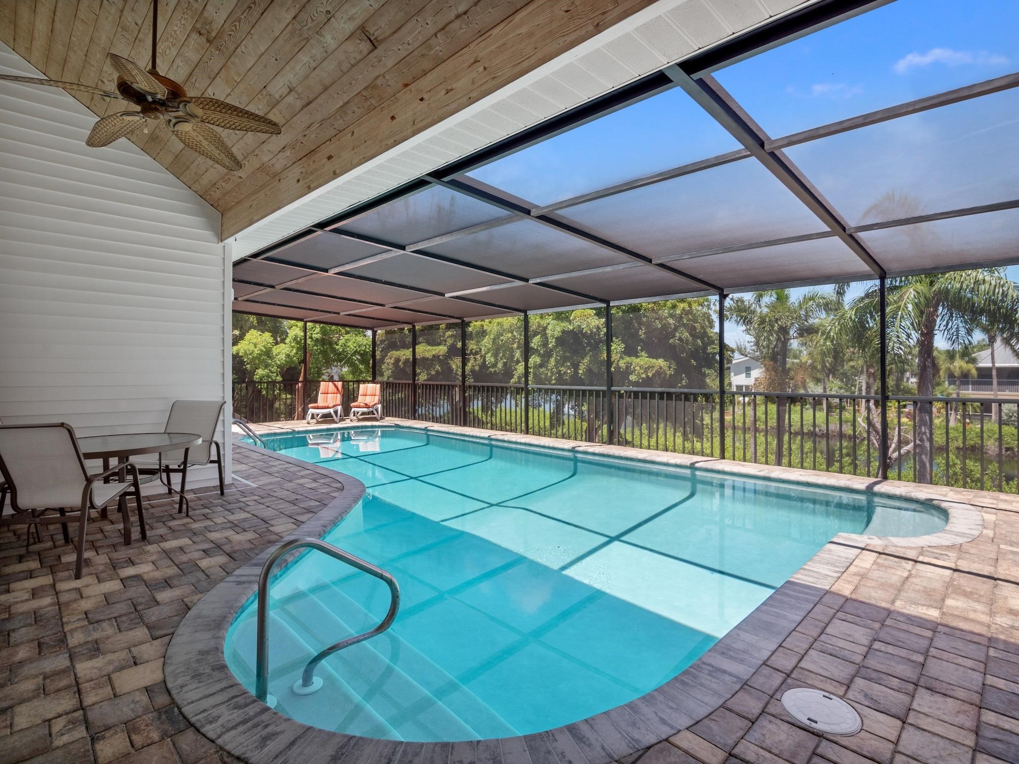 9439 Cotten Ct, Sanibel, FL 33957