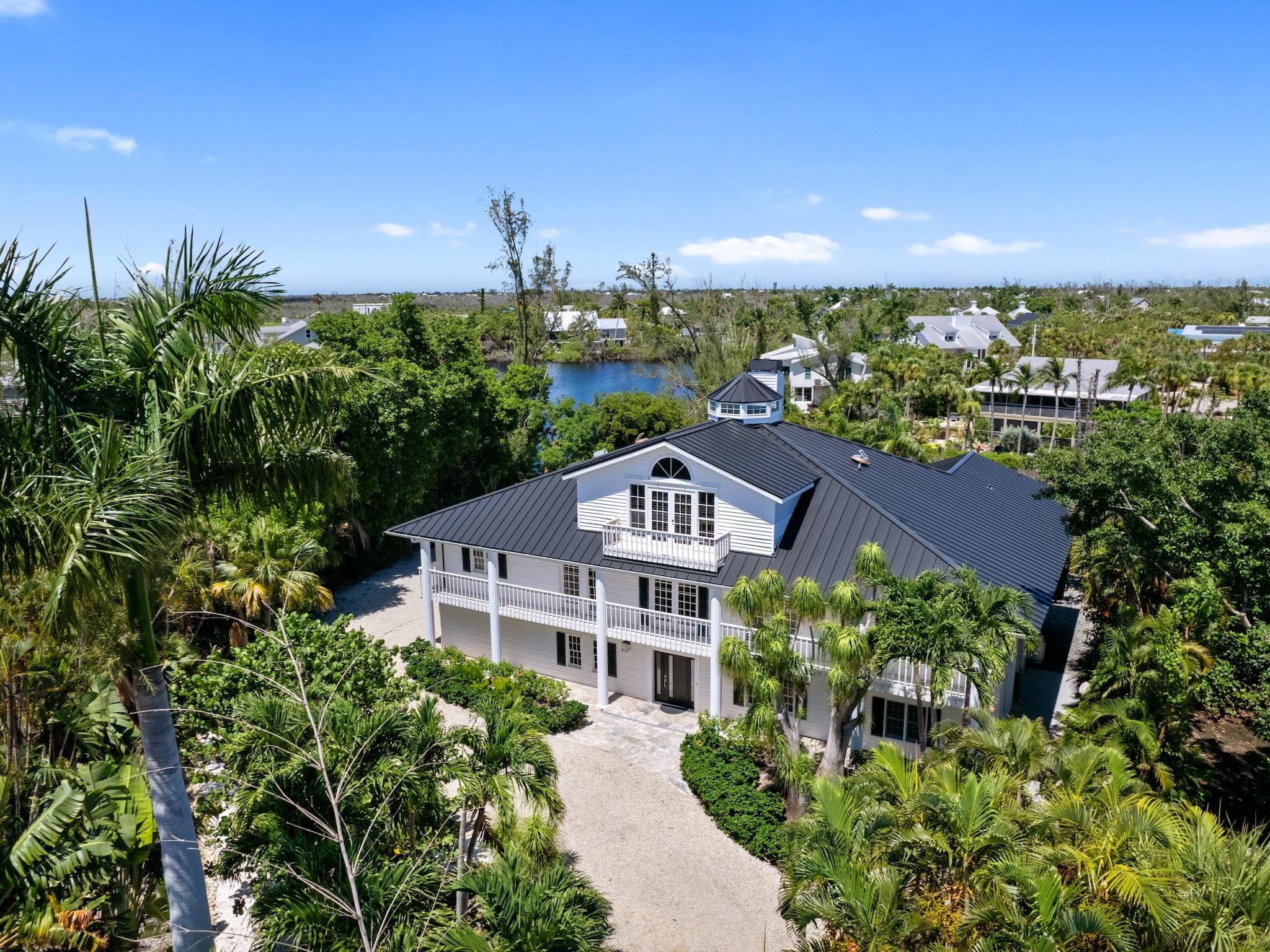 9439 Cotten Ct, Sanibel, FL 33957