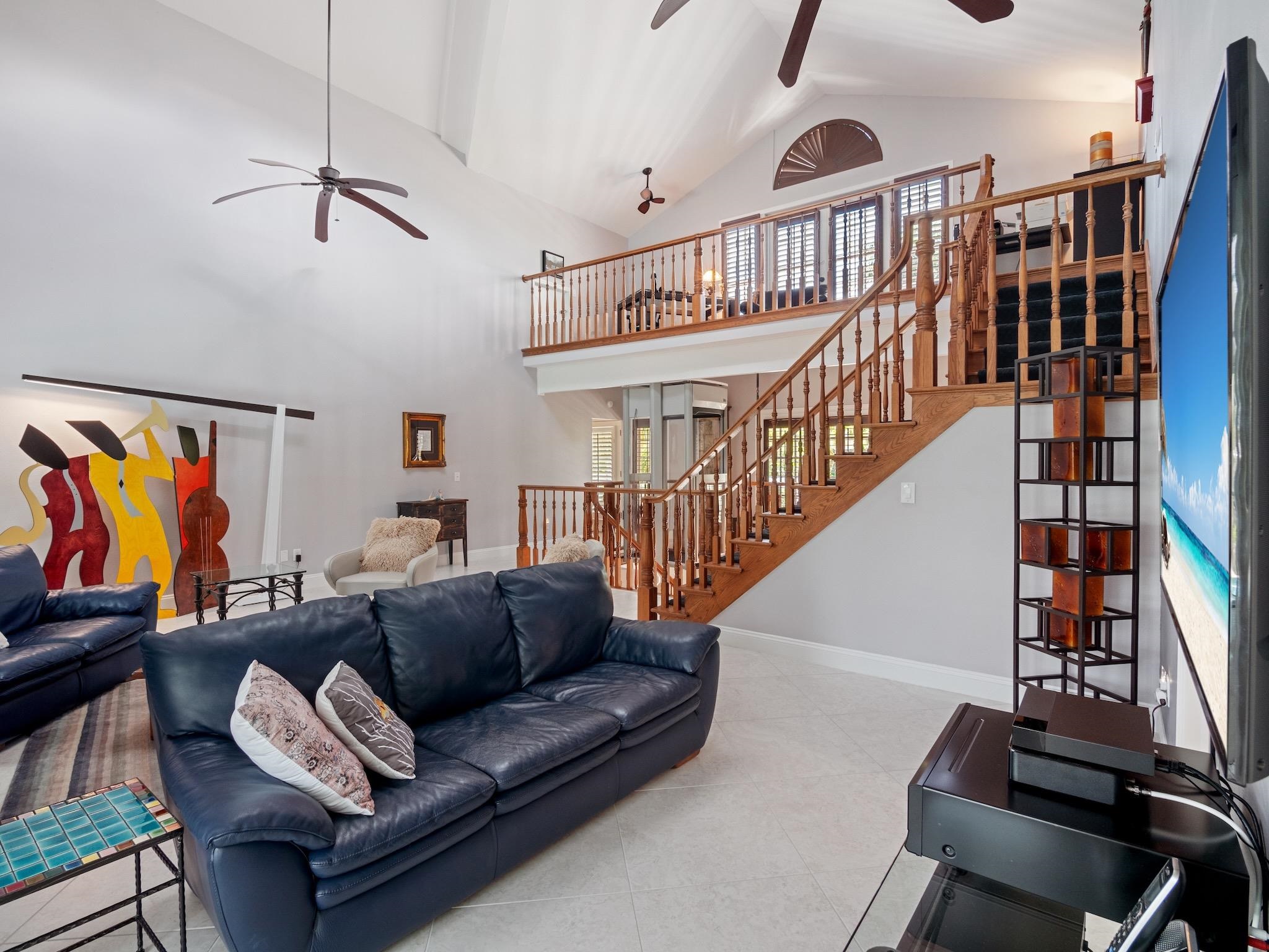 9439 Cotten Ct, Sanibel, FL 33957