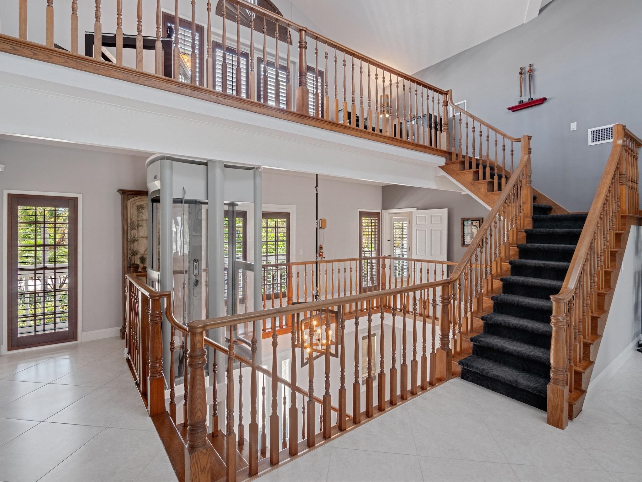 9439 Cotten Ct, Sanibel, FL 33957