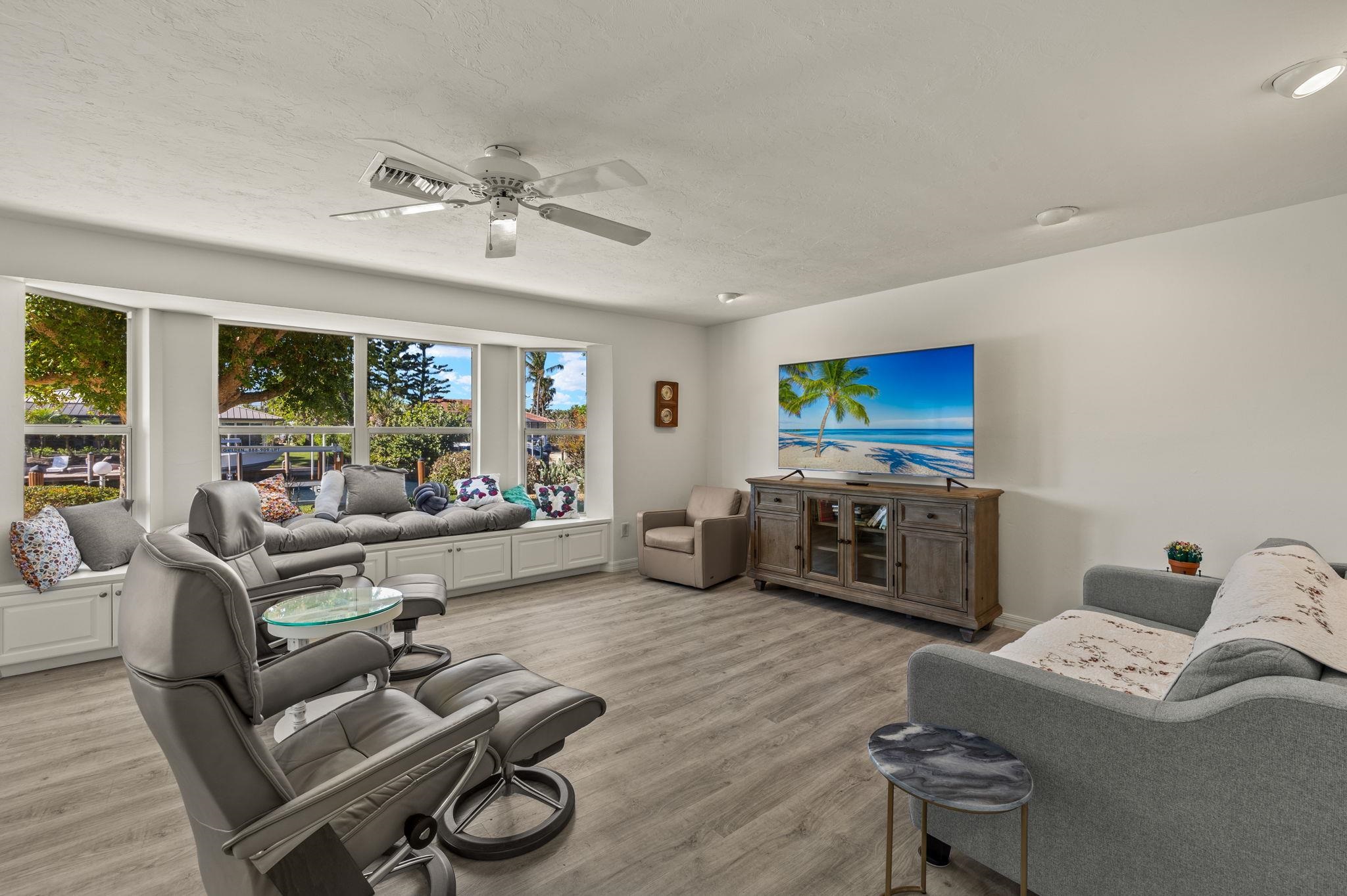748 Windlass Way, Sanibel, FL 33957