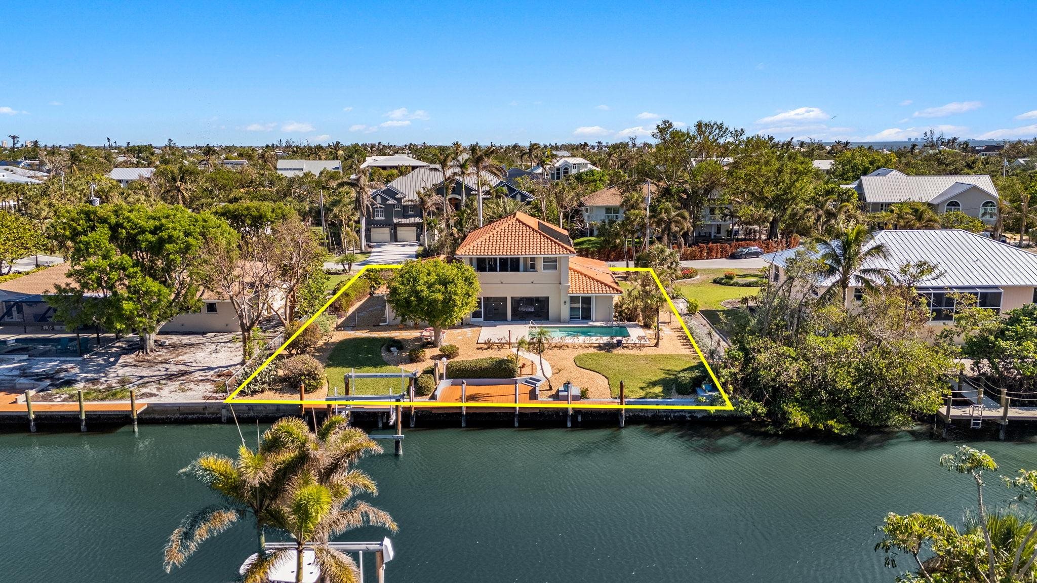 748 Windlass Way, Sanibel, FL 33957