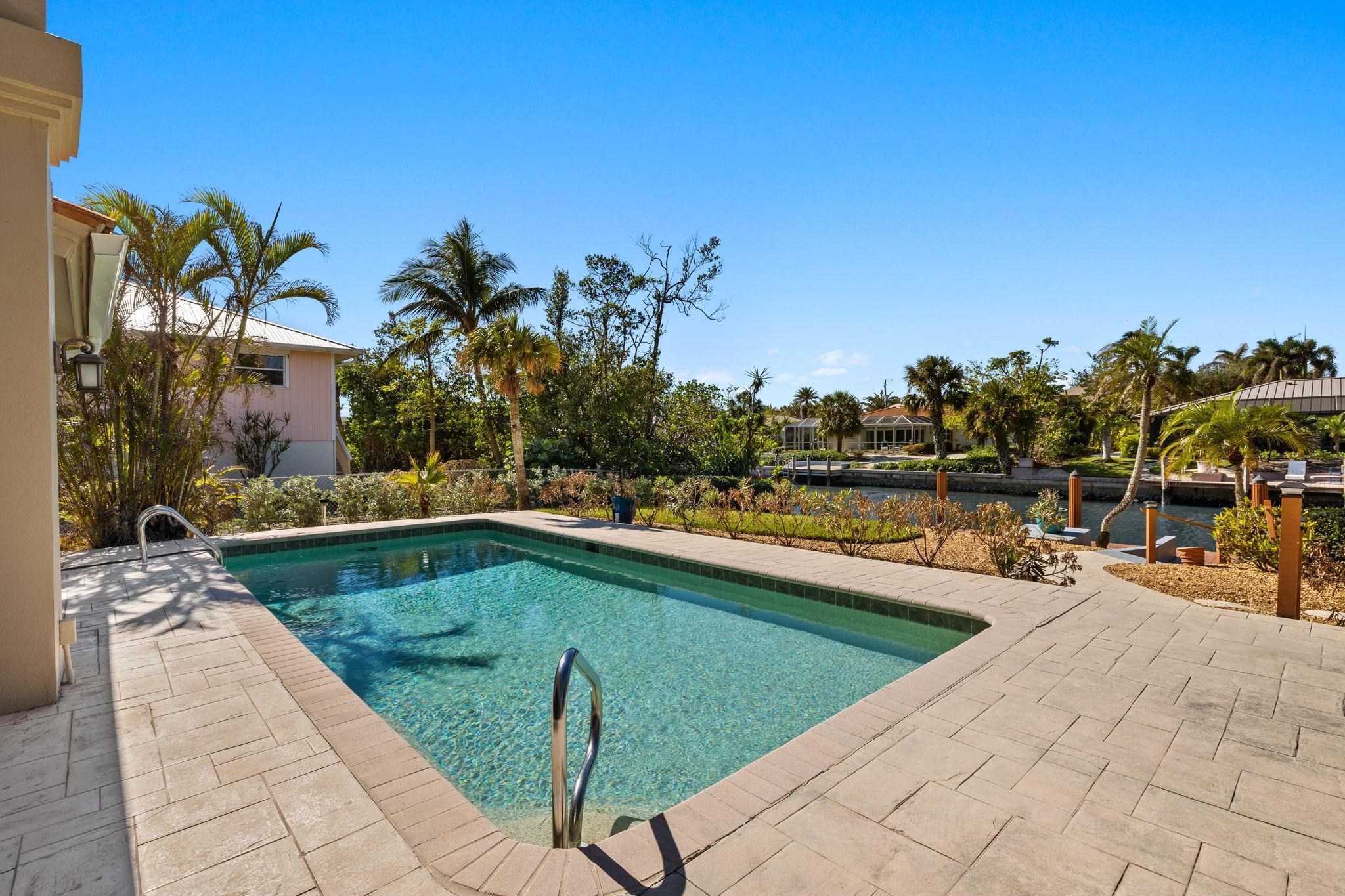 748 Windlass Way, Sanibel, FL 33957