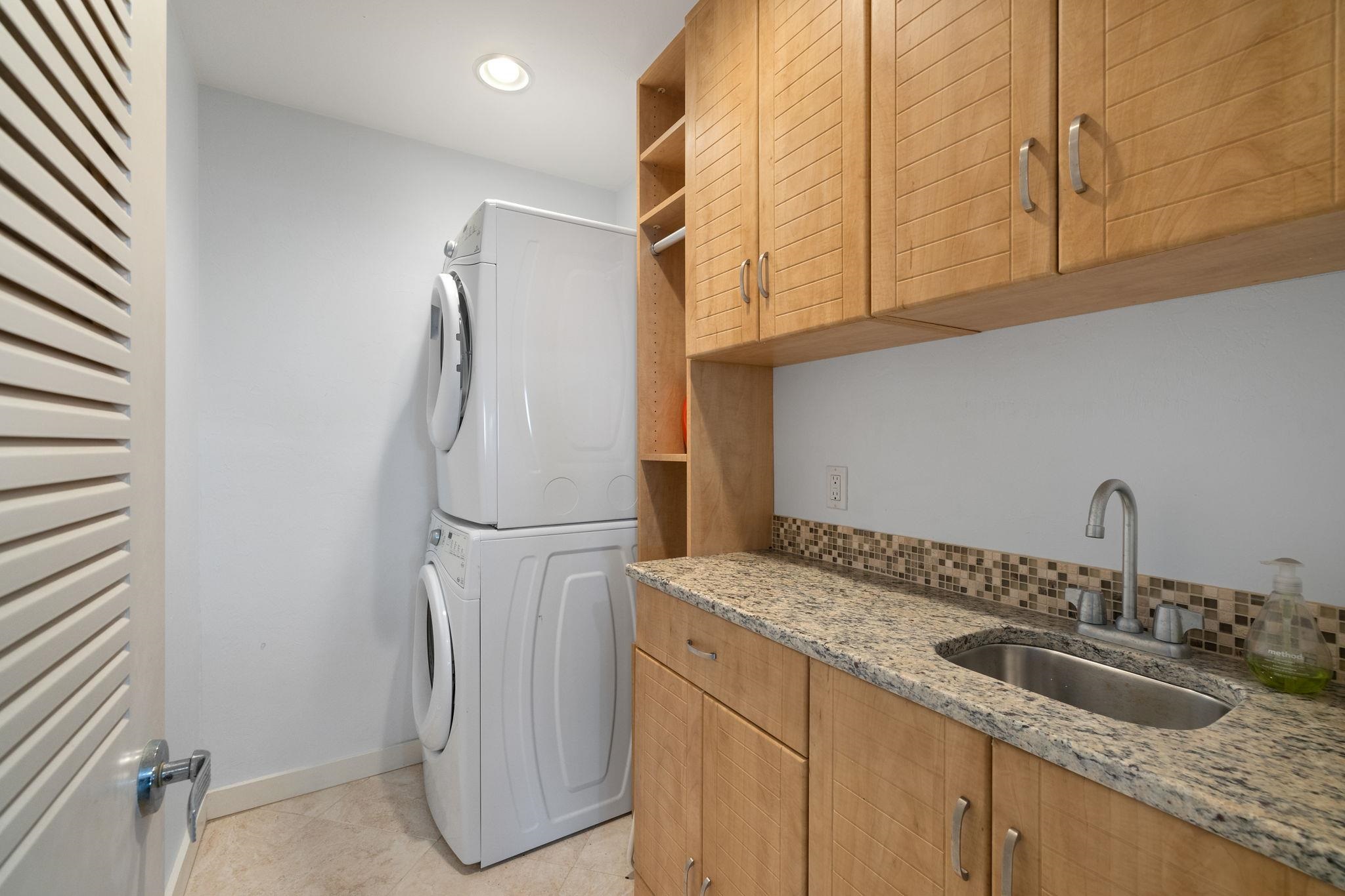 4513 Waters Edge Ln, Sanibel, FL 33957