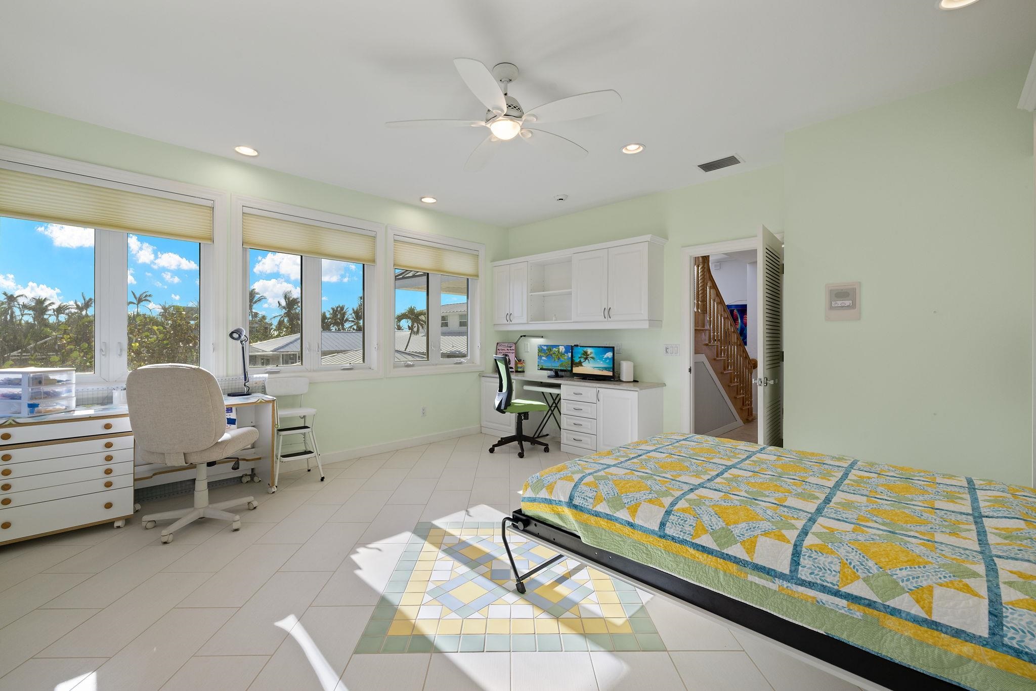 4513 Waters Edge Ln, Sanibel, FL 33957