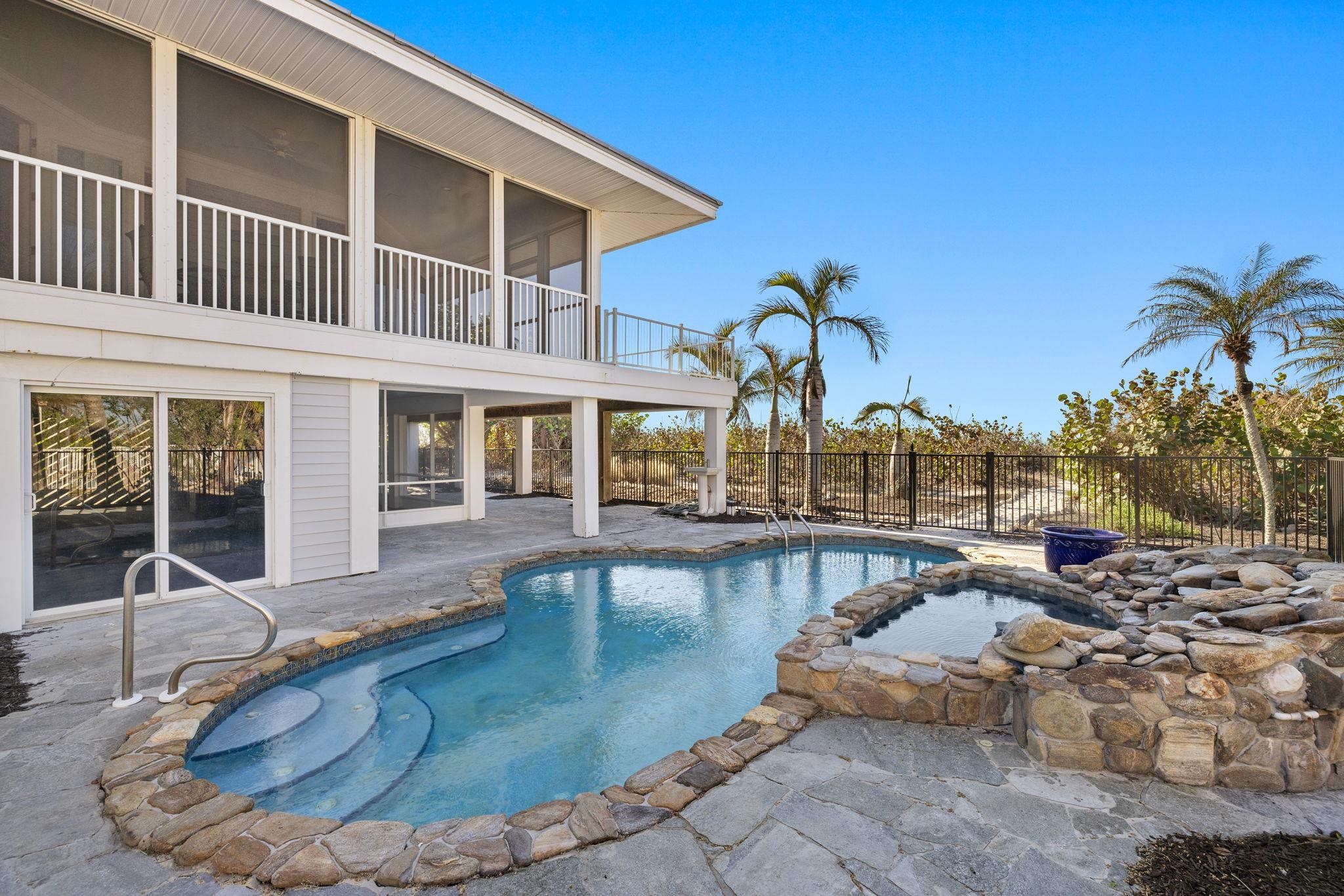 4513 Waters Edge Ln, Sanibel, FL 33957