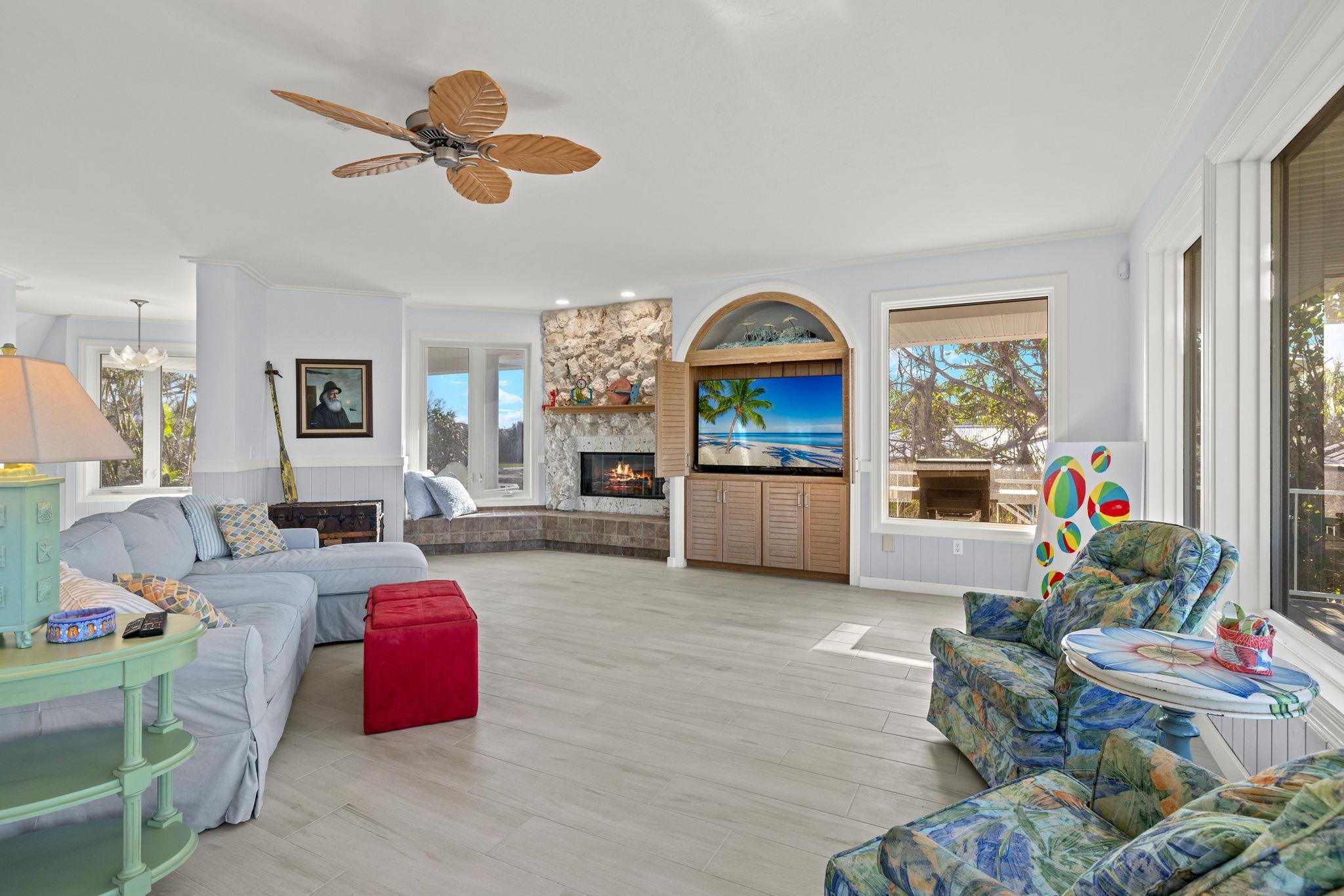 4513 Waters Edge Ln, Sanibel, FL 33957