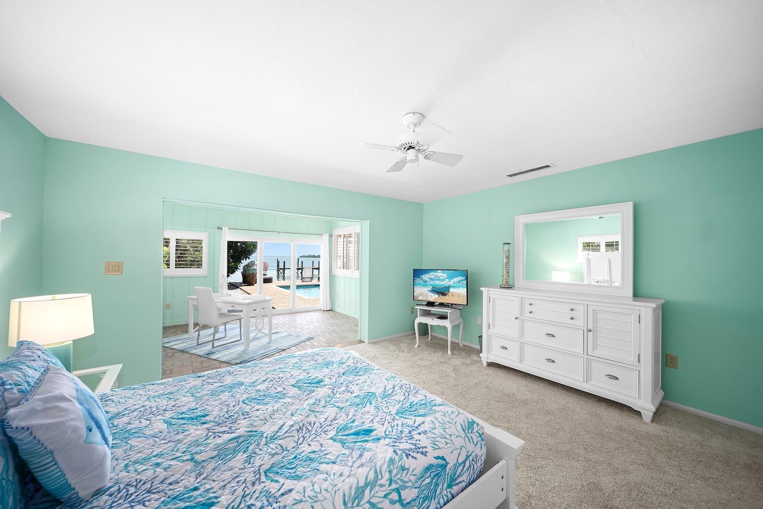 15153 Captiva Dr, Captiva, FL 33924