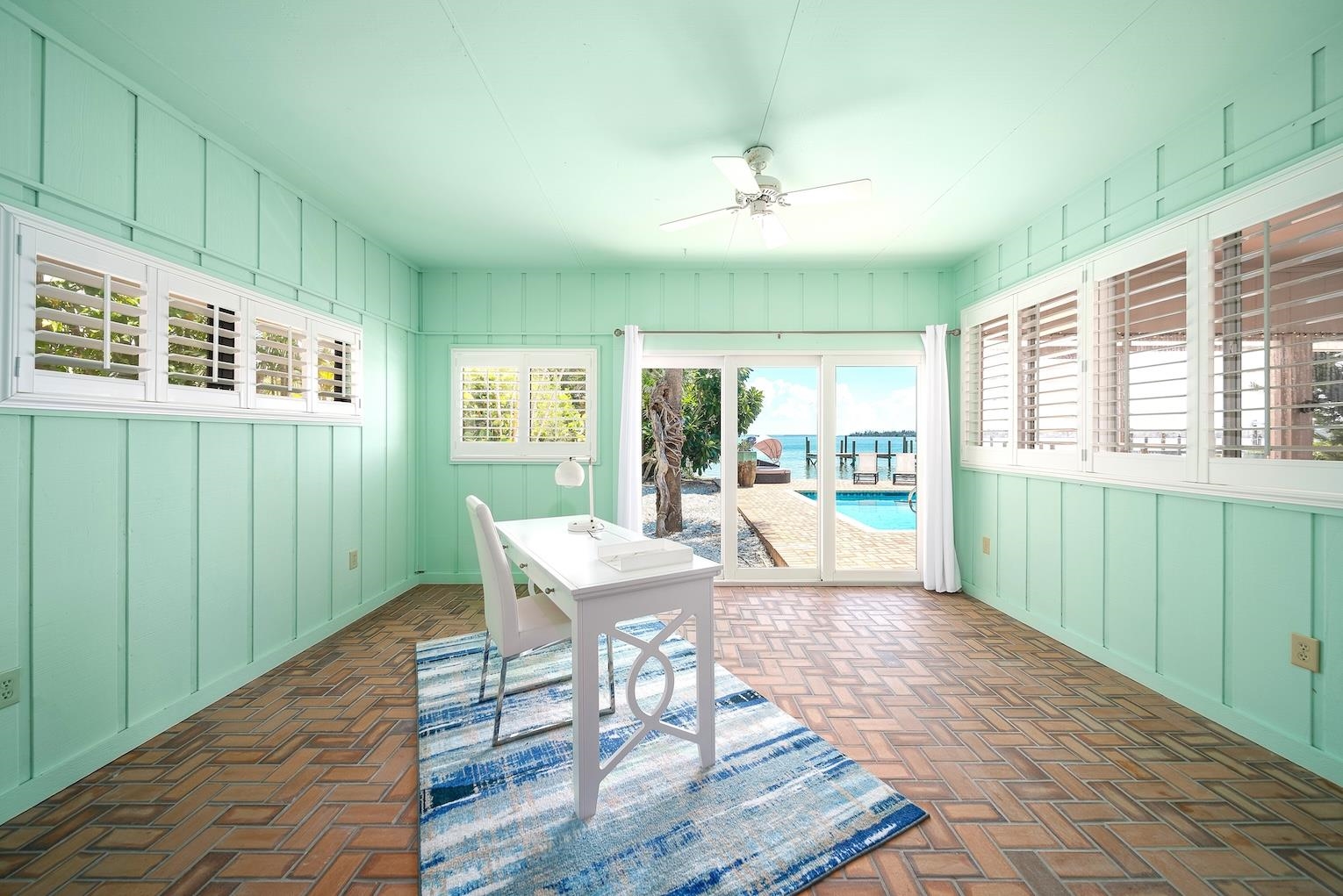 15153 Captiva Dr, Captiva, FL 33924
