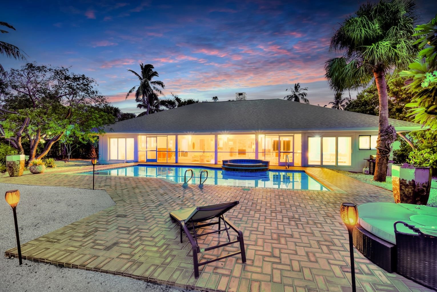15153 Captiva Dr, Captiva, FL 33924